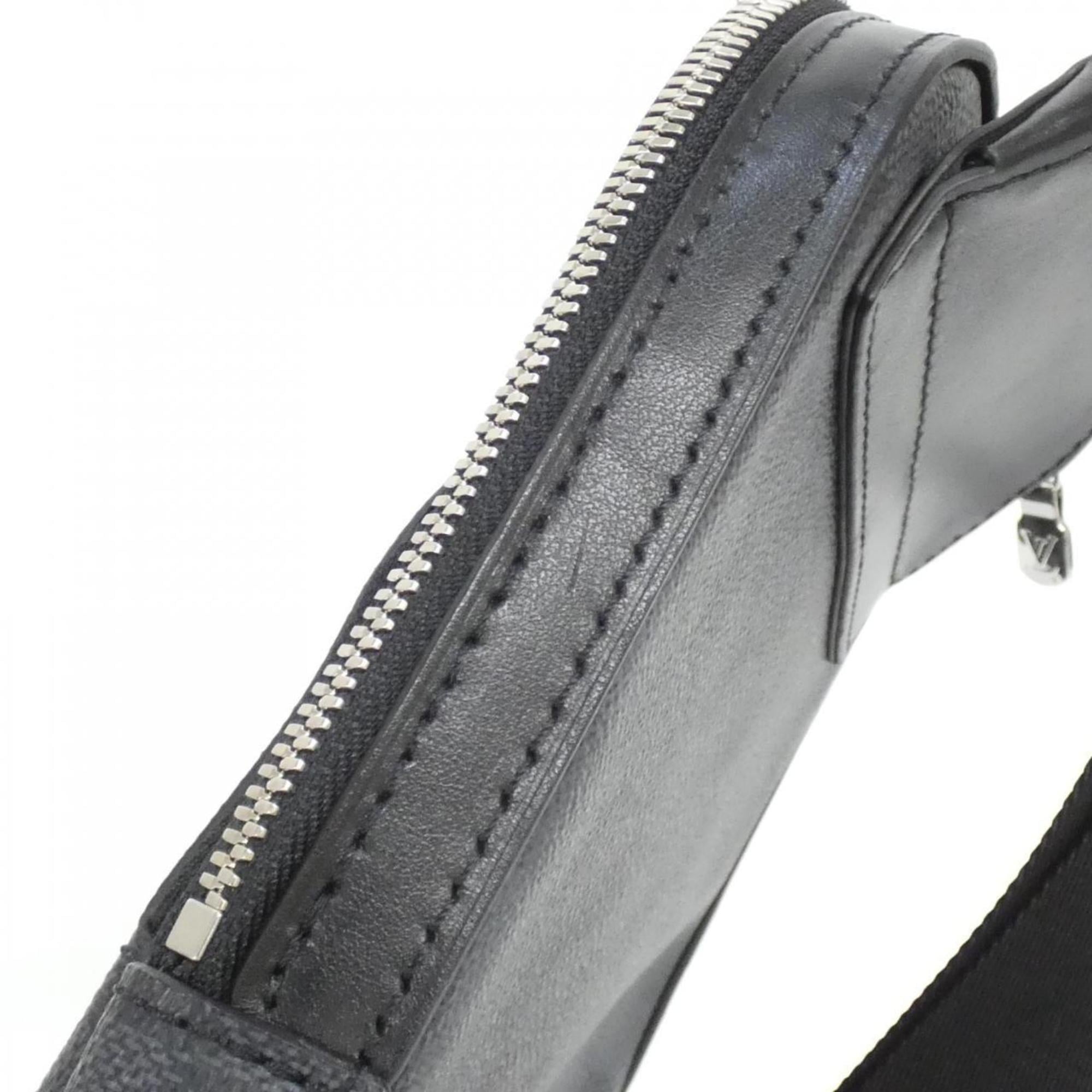 Louis Vuitton Damier Graphite Graphite Coated Canvas Shoulder Bag (Pre-Owned)