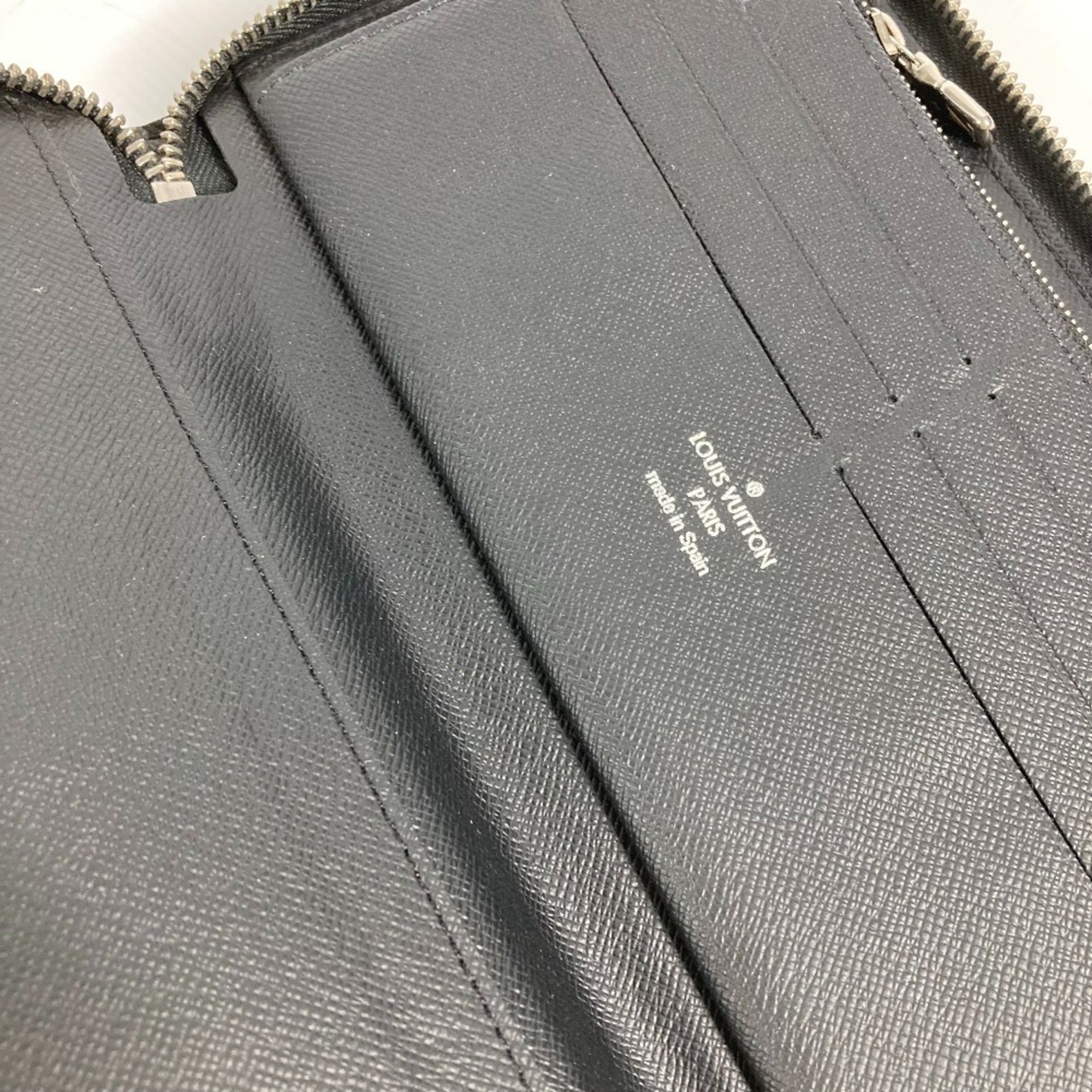Louis Vuitton Epi Black Galle Noir Epi Leather Long Bill Wallet (Bi-Fold) (Pre-Owned)