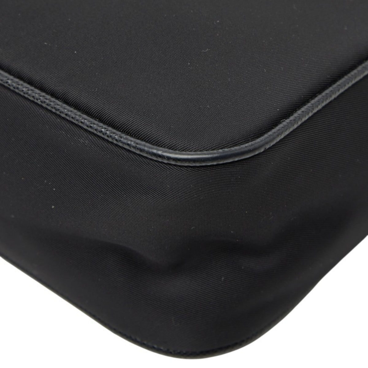 Prada Black Nylon Leather Handbag Shoulder Bag (Pre-Owned)
