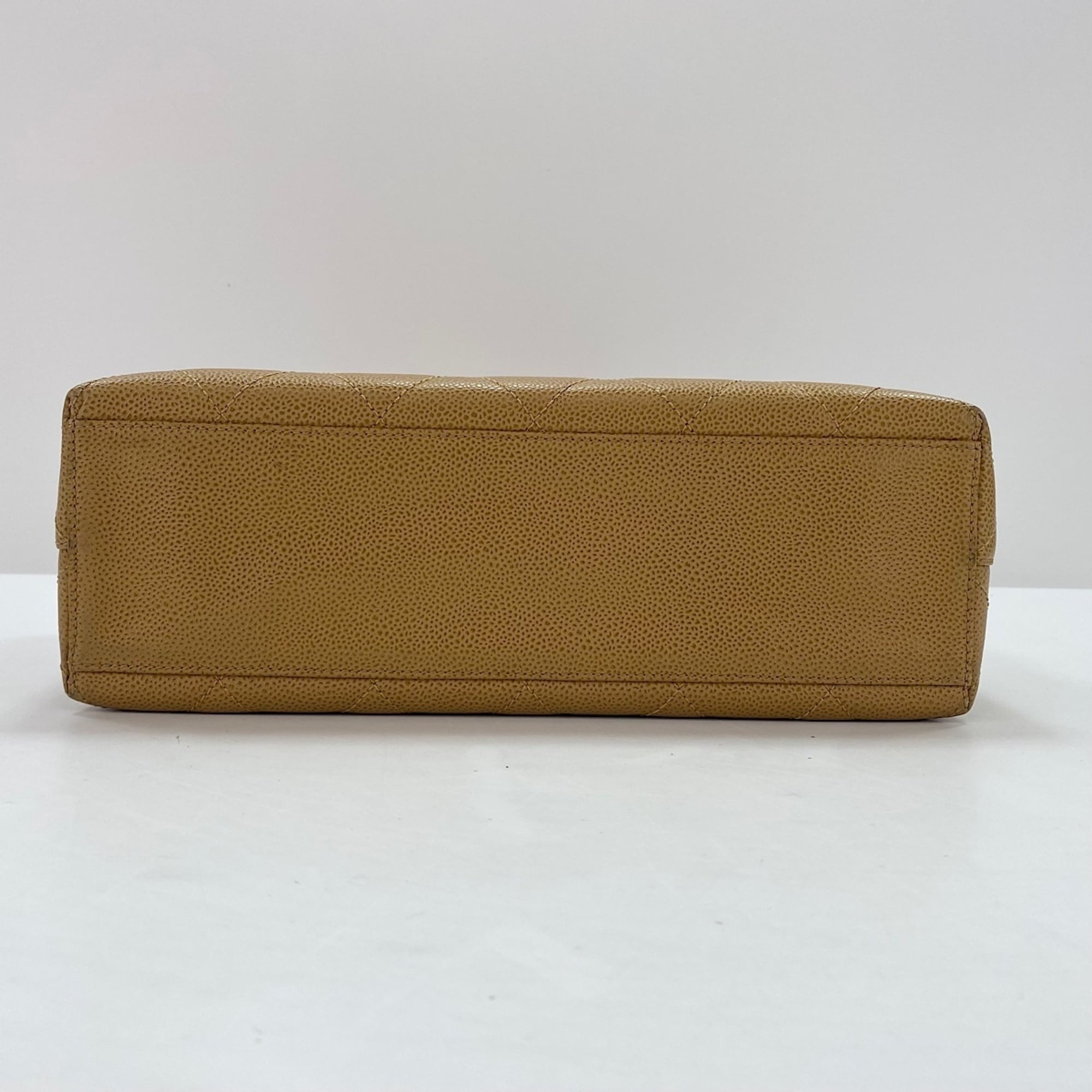 Chanel Matelasse Beige Tote Bag (Pre-Owned)