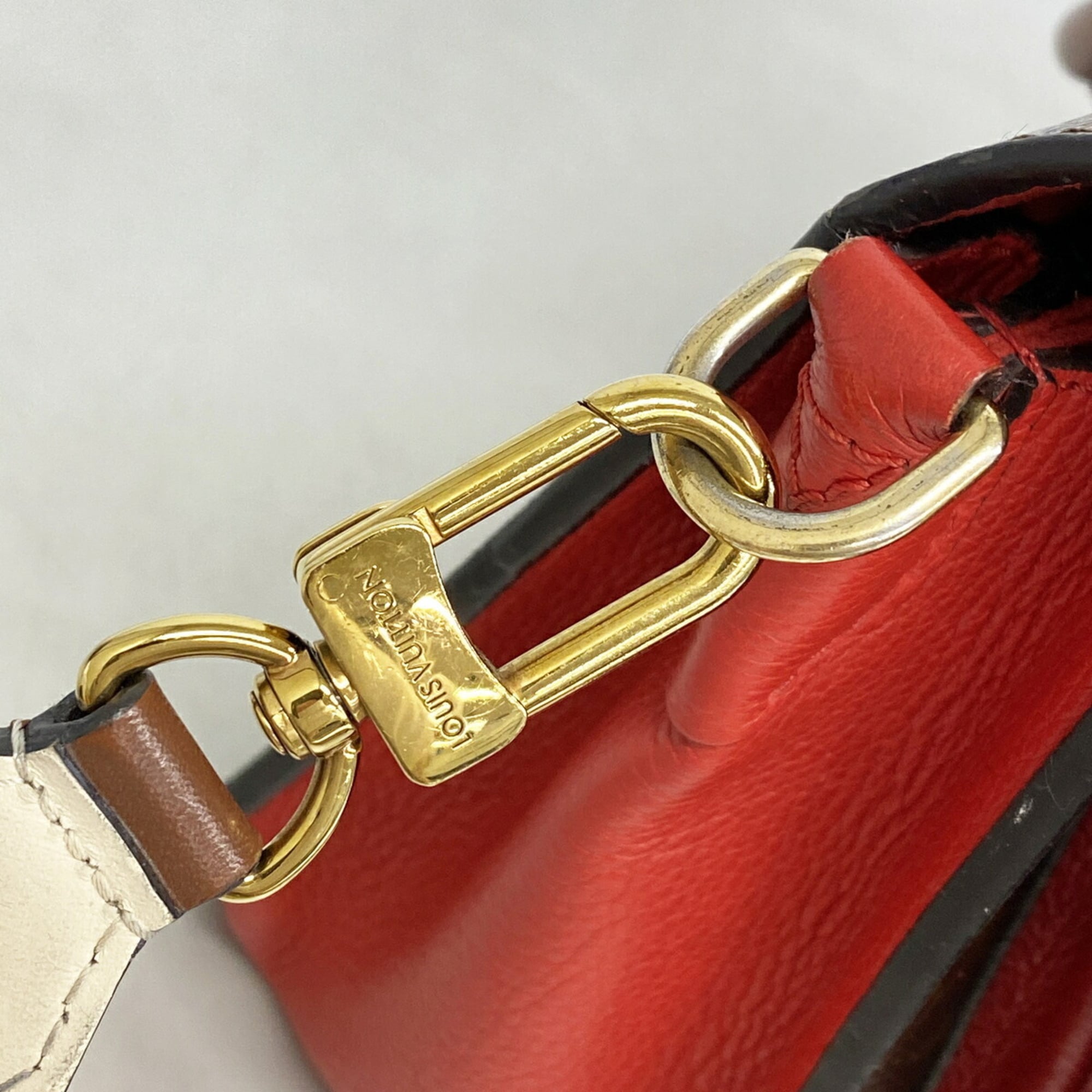 Louis Vuitton Coquelicots Handbag (Pre-Owned)