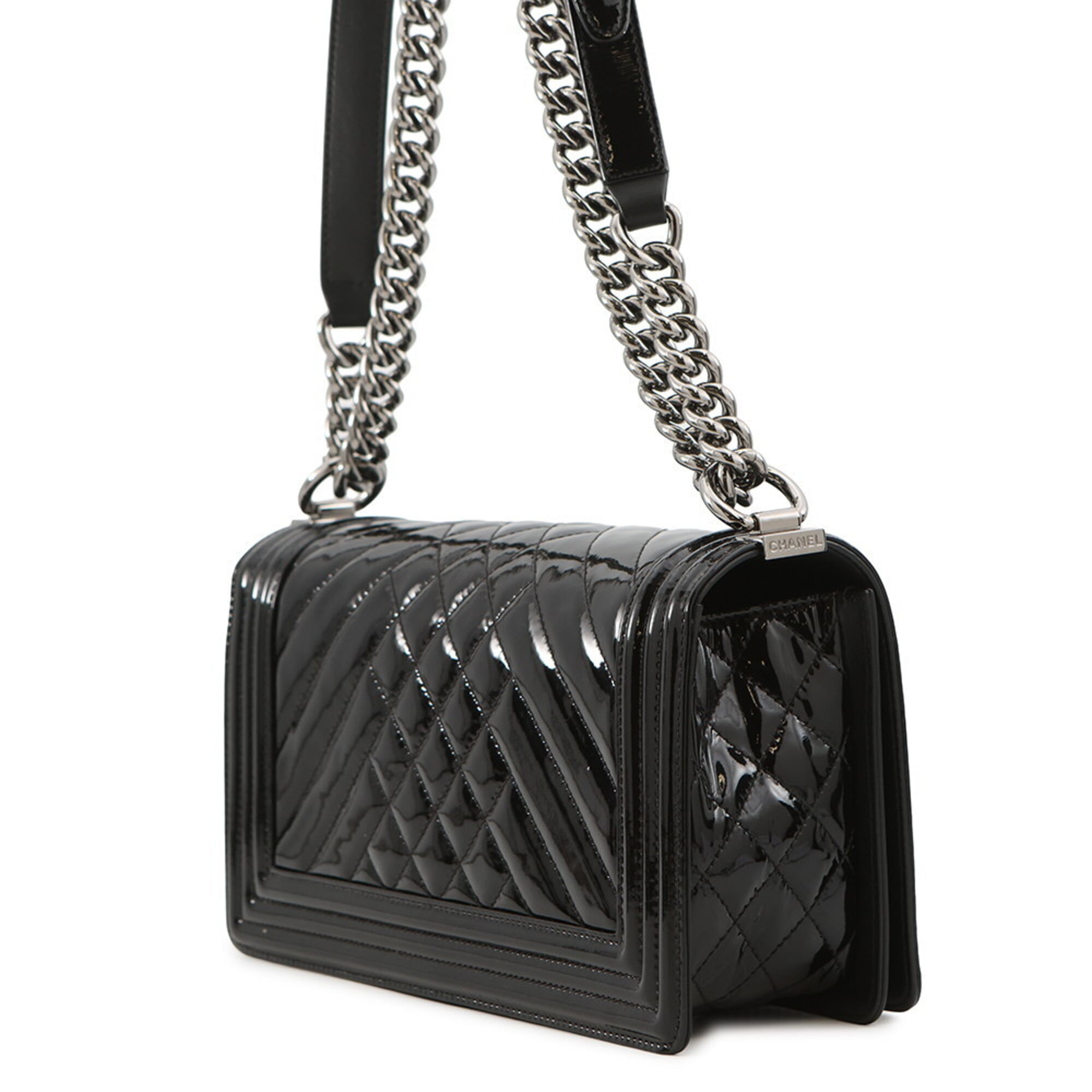 Chanel Black Patent Leather Shoulder Bag (Pre-Owned)