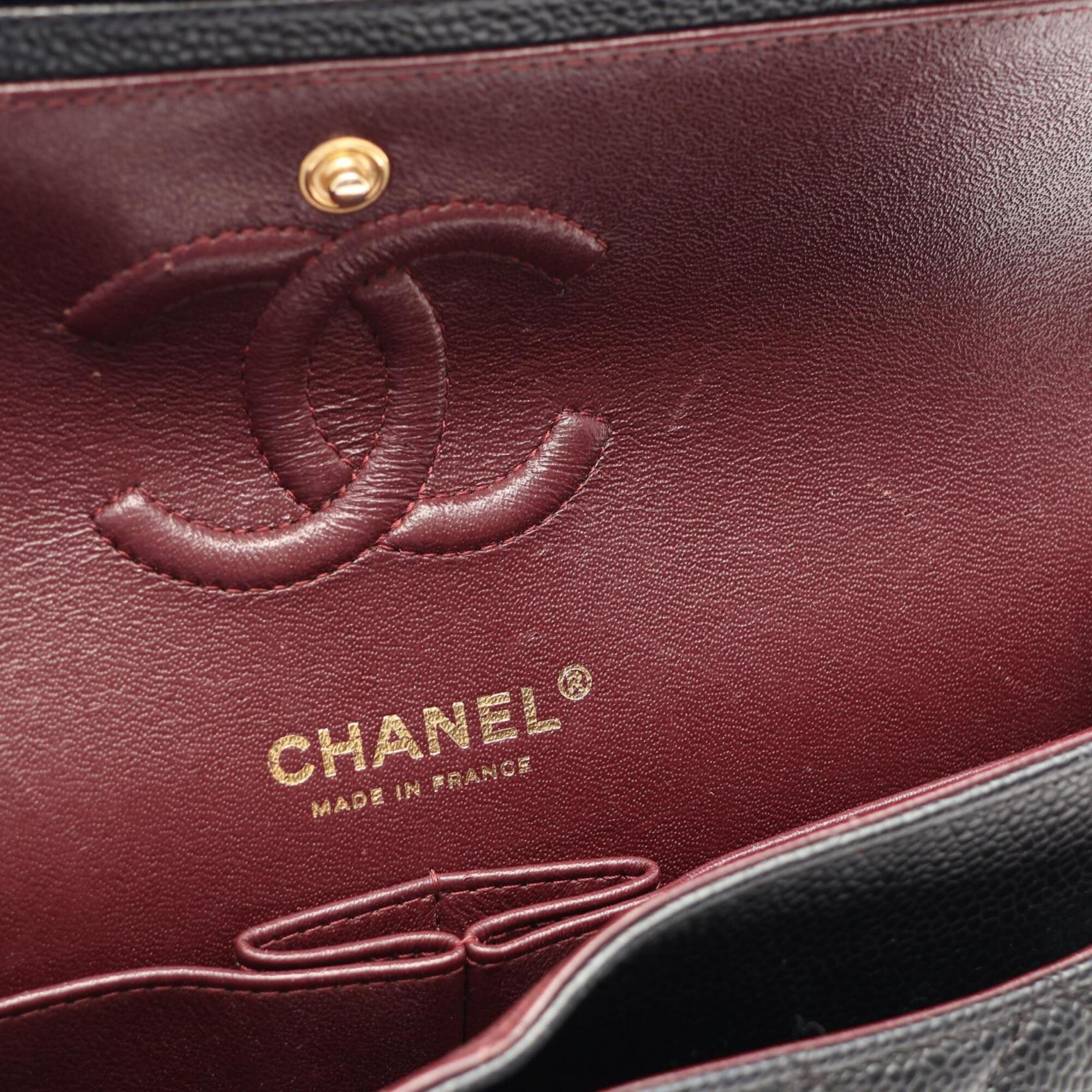 Chanel Black Grained Calfskin Handbag Shoulder Bag (Pre-Owned)