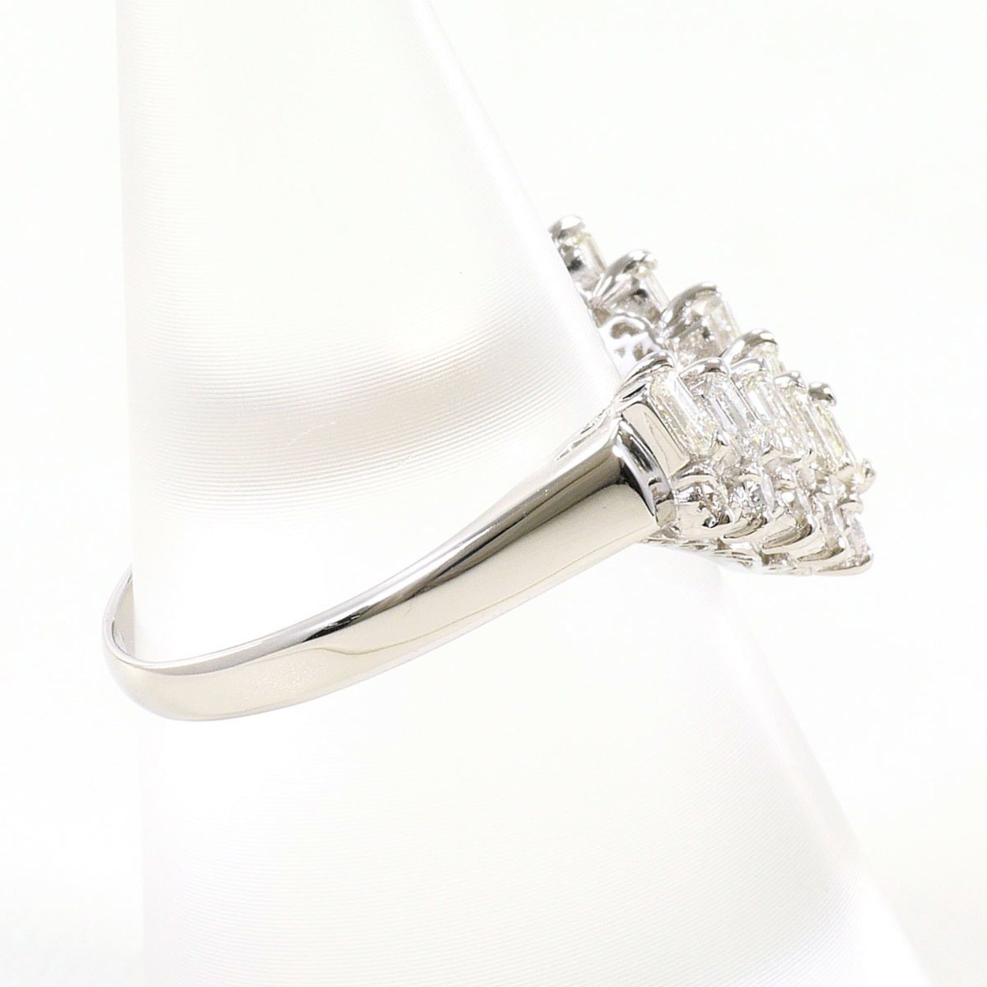 Unbranded Platinum Platinum 900 Band Ring (Pre-Owned)