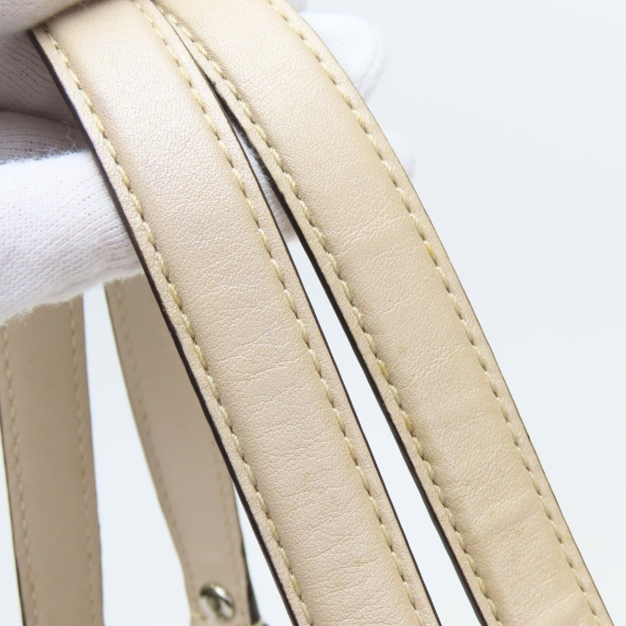 Coach Beige Leather Tote Bag (Pre-Owned)
