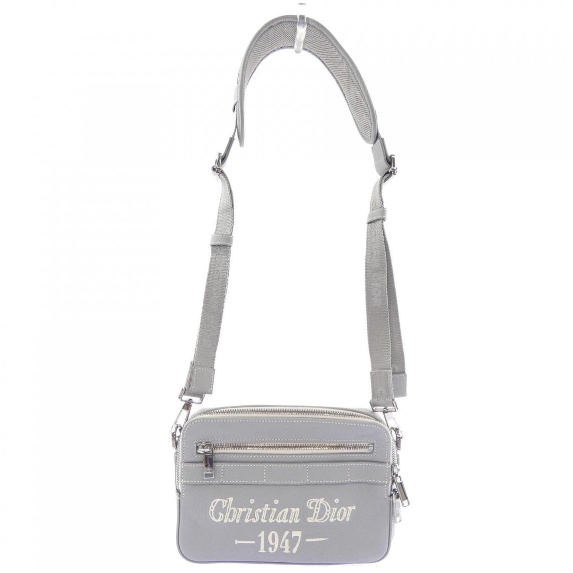 Christian Dior Gray Handbag (Pre-Owned)