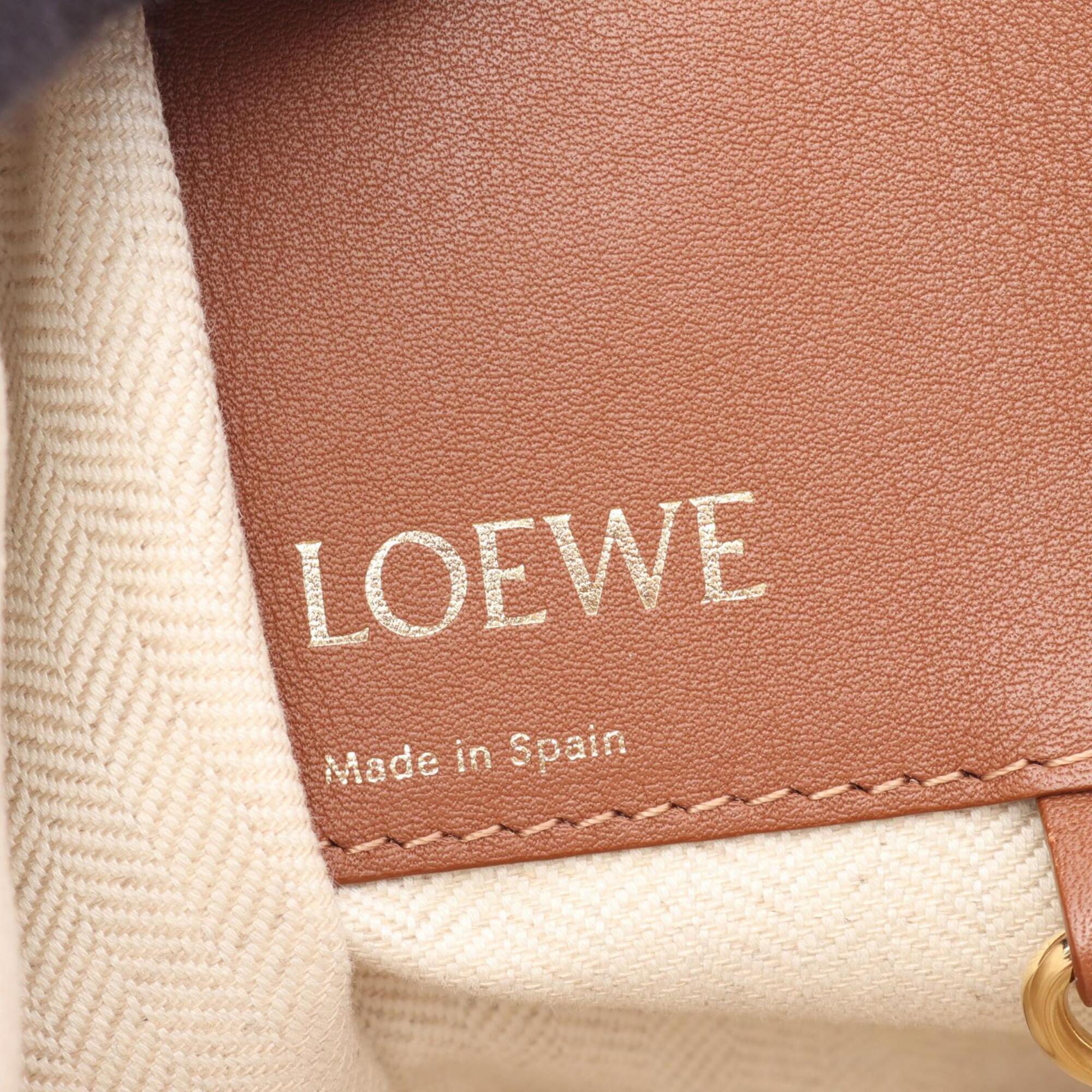 Loewe Brown White Leather Handbag (Pre-Owned)