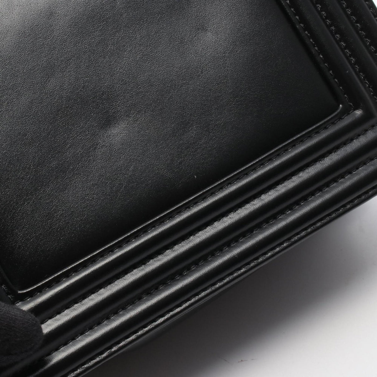 Chanel Black Leather Handbag Shoulder Bag (Pre-Owned)