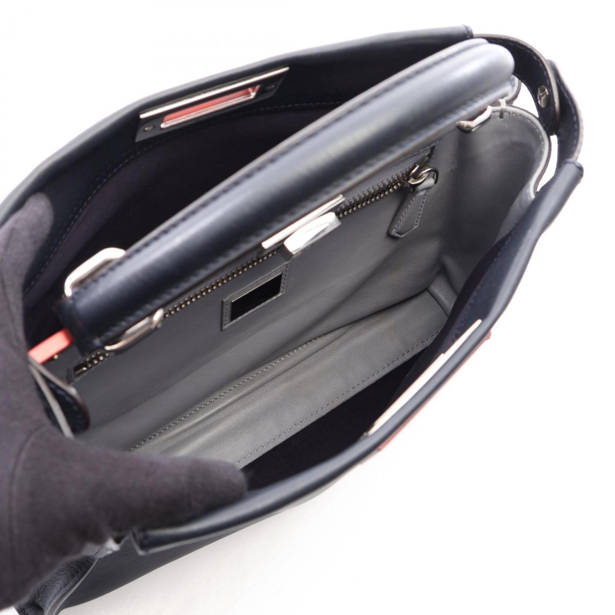 Fendi Navy Leather Handbag (Pre-Owned)
