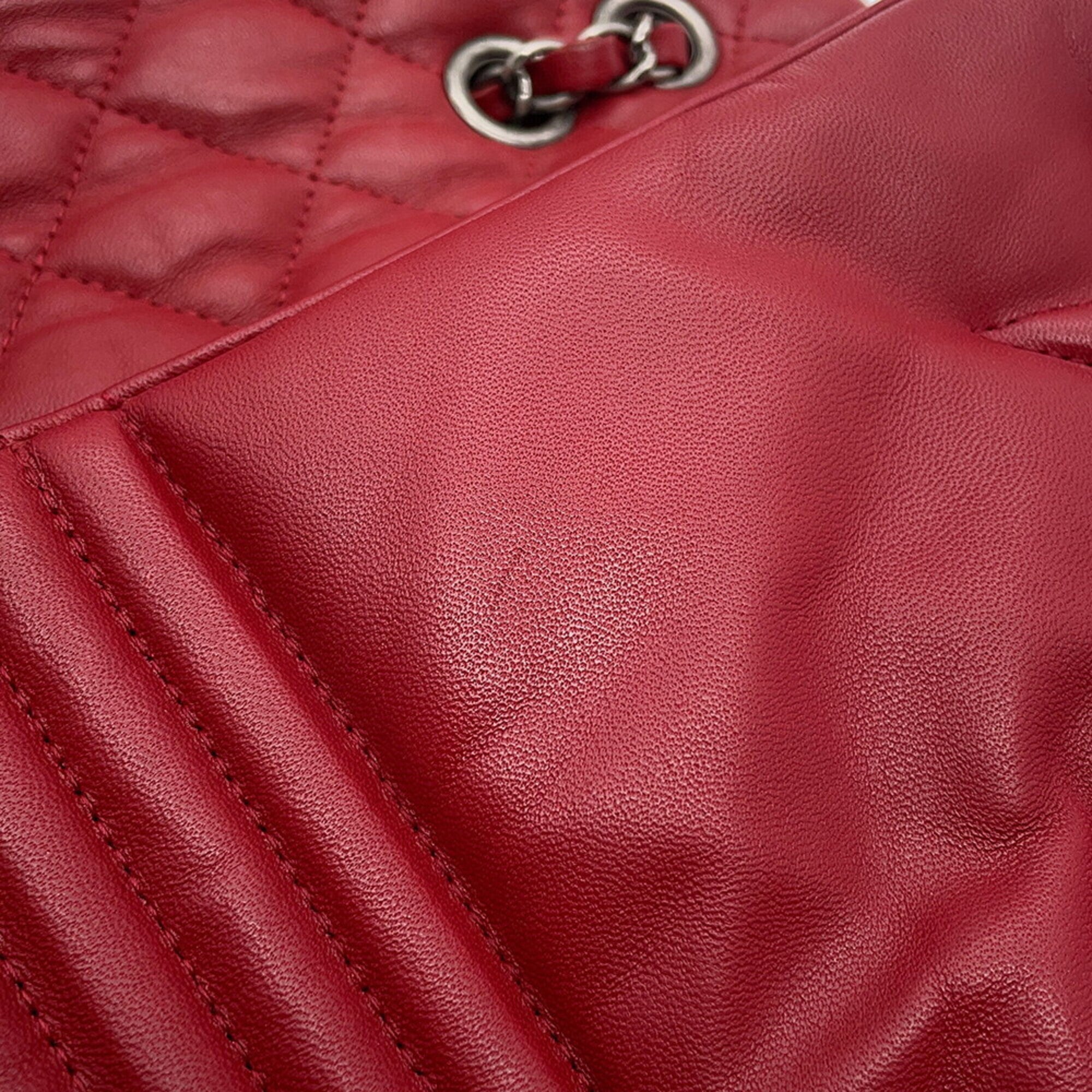 Chanel Red Color Leather Shoulder Bag (Pre-Owned)