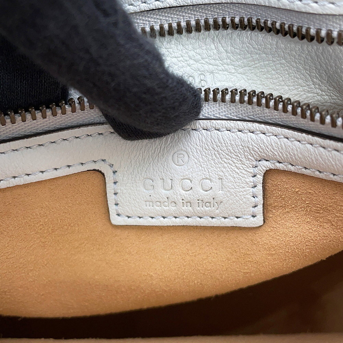 Gucci Light Blue Bamboo Leather Handbag (Pre-Owned)