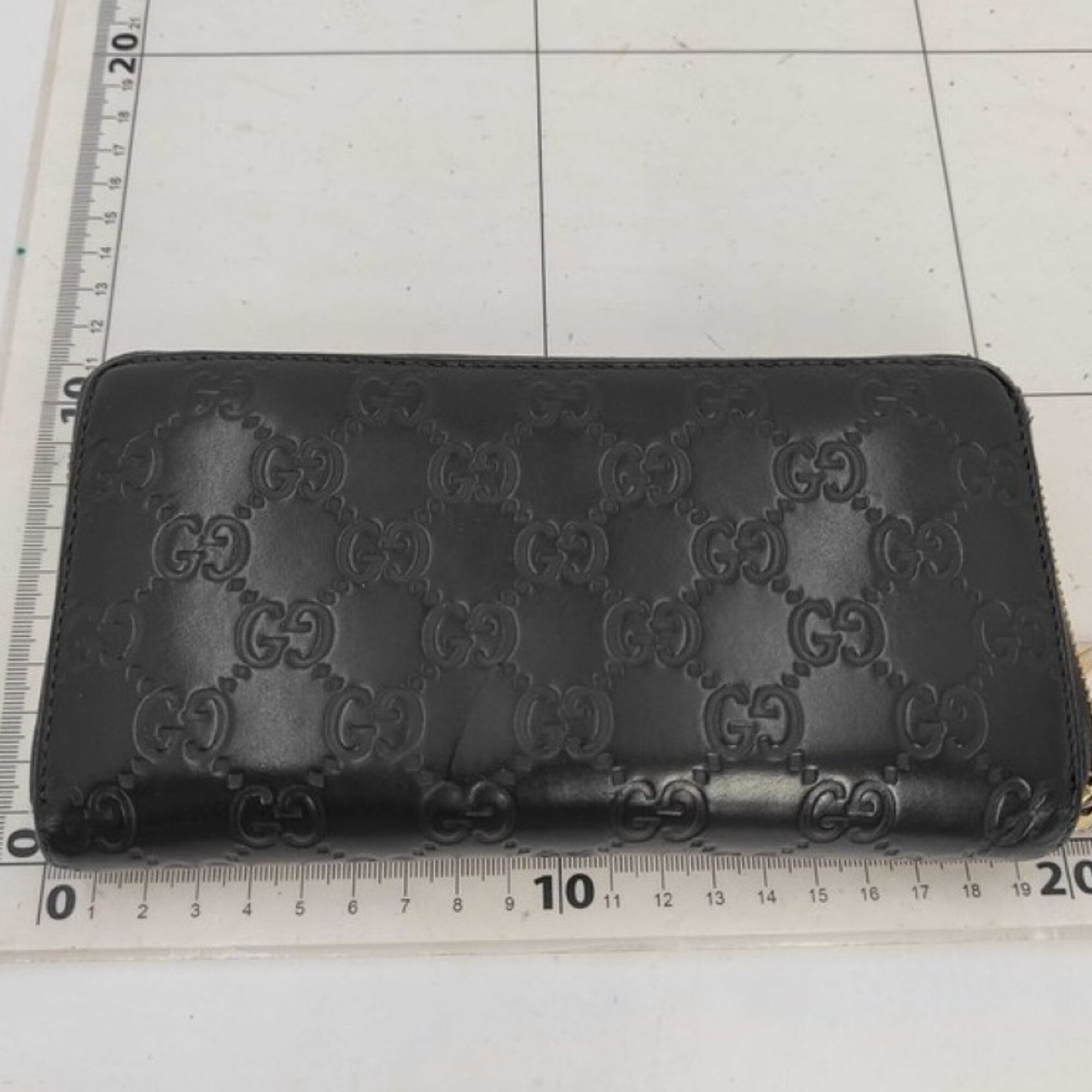 Gucci Black Leather Long Wallet (Bi-Fold) (Pre-Owned)