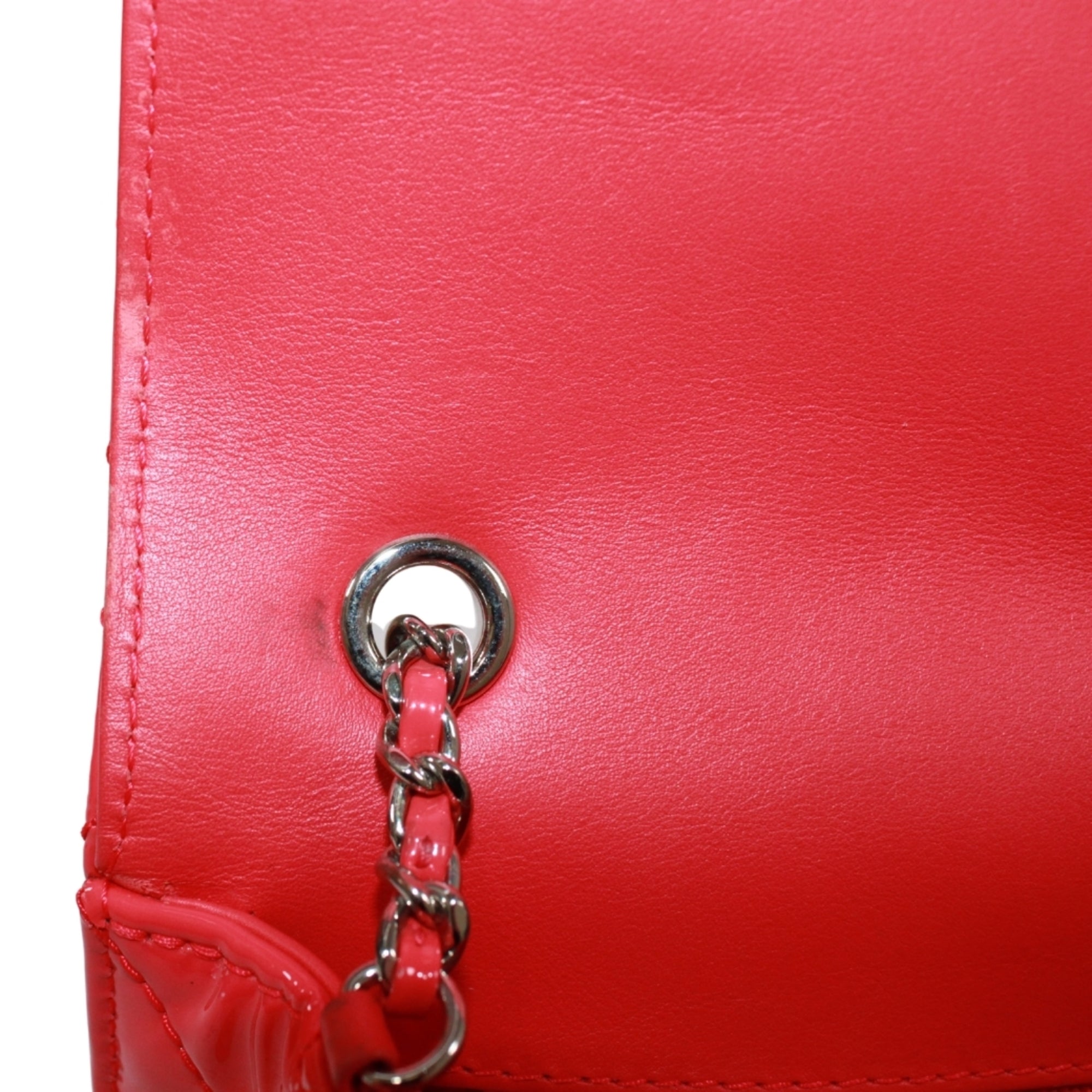 Chanel Pink Patent Leather Shoulder Bag (Pre-Owned)