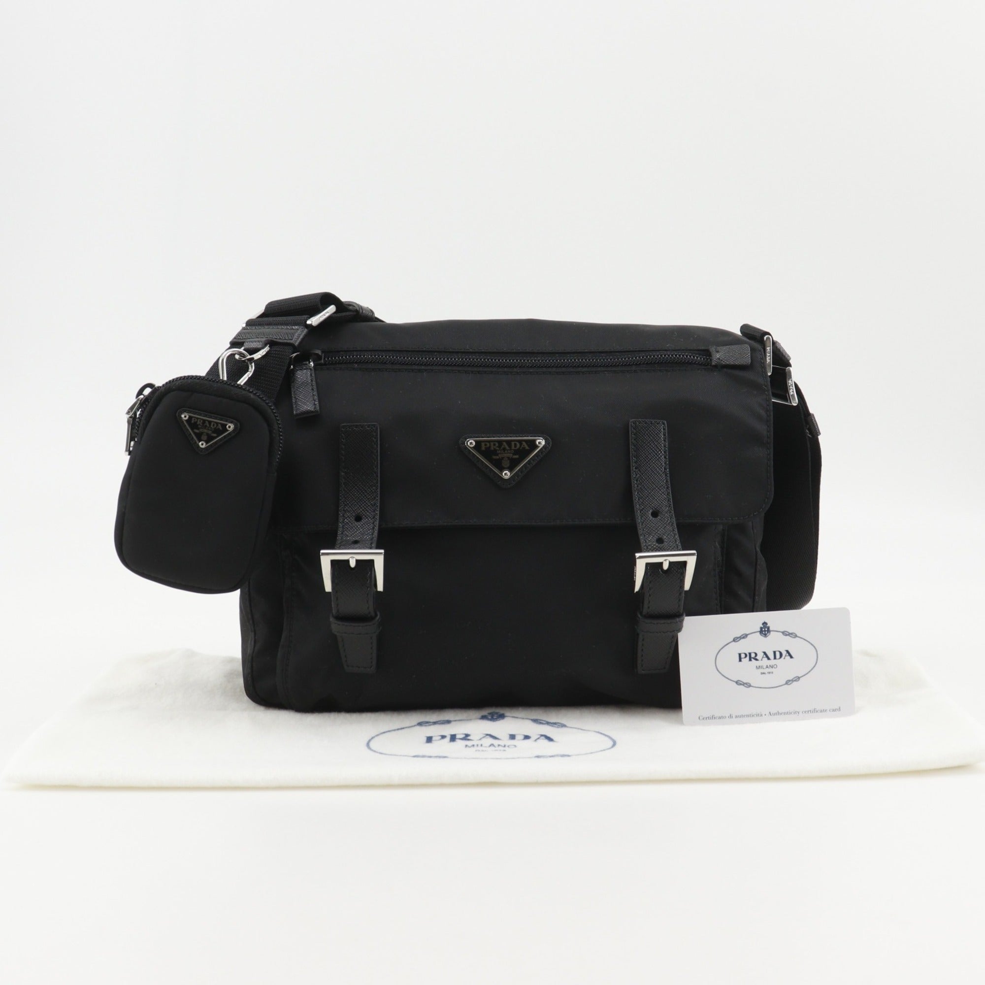 Prada Black Nero Nylon Messenger Bag Shoulder Bag (Pre-Owned)