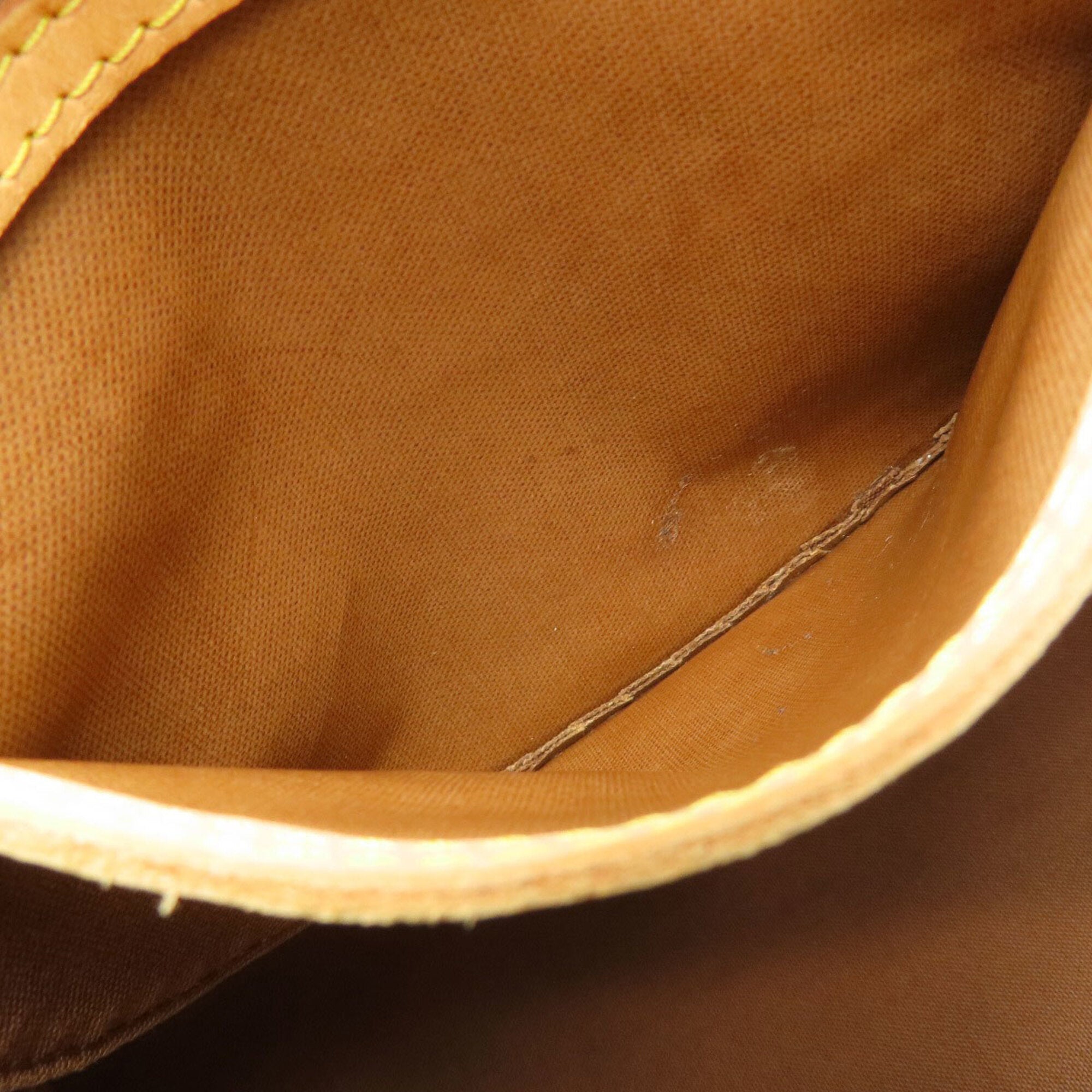 Louis Vuitton Monogram Monogram Canvas Handbag (Pre-Owned)
