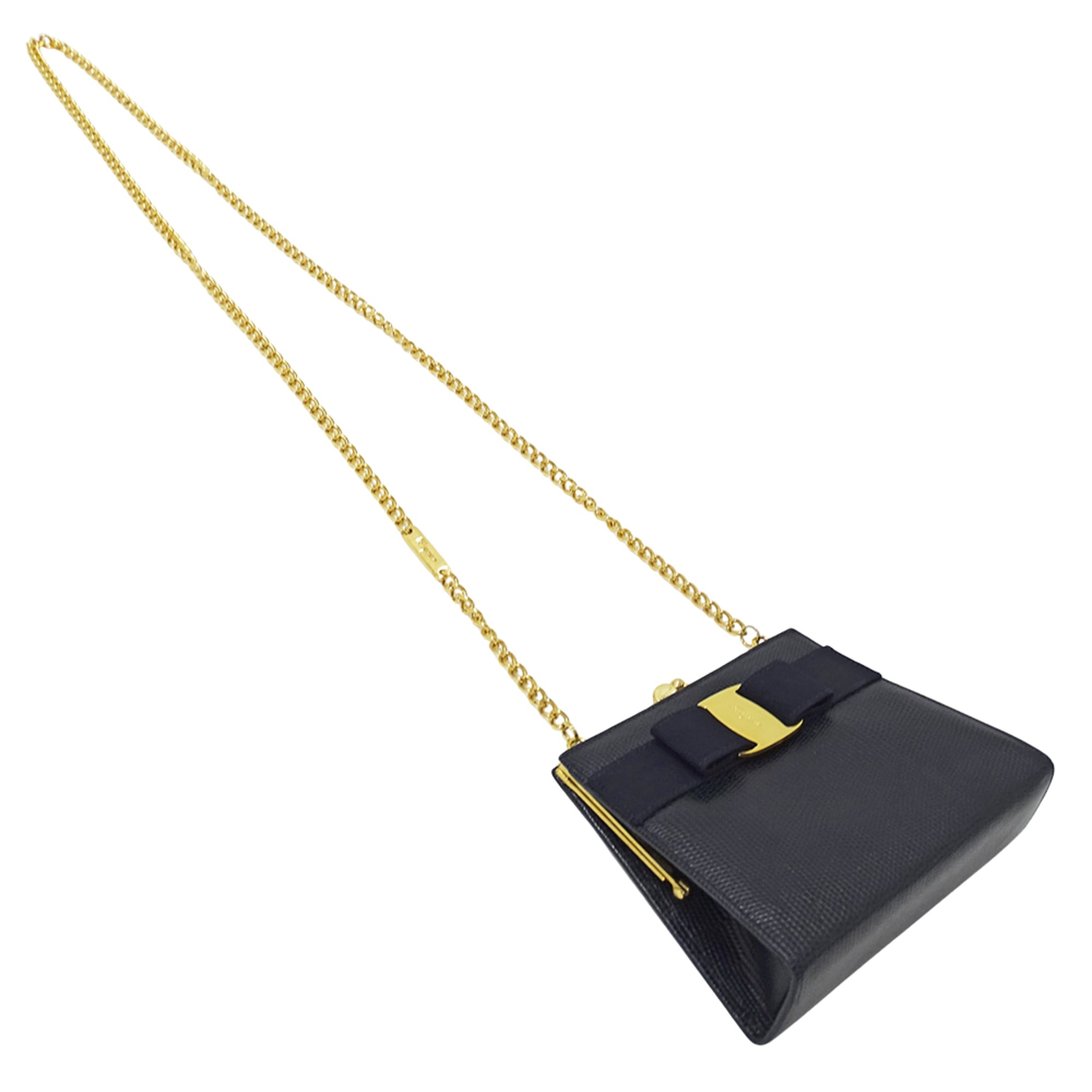 Salvatore Ferragamo Navy Leather Handbag Shoulder Bag (Pre-Owned)