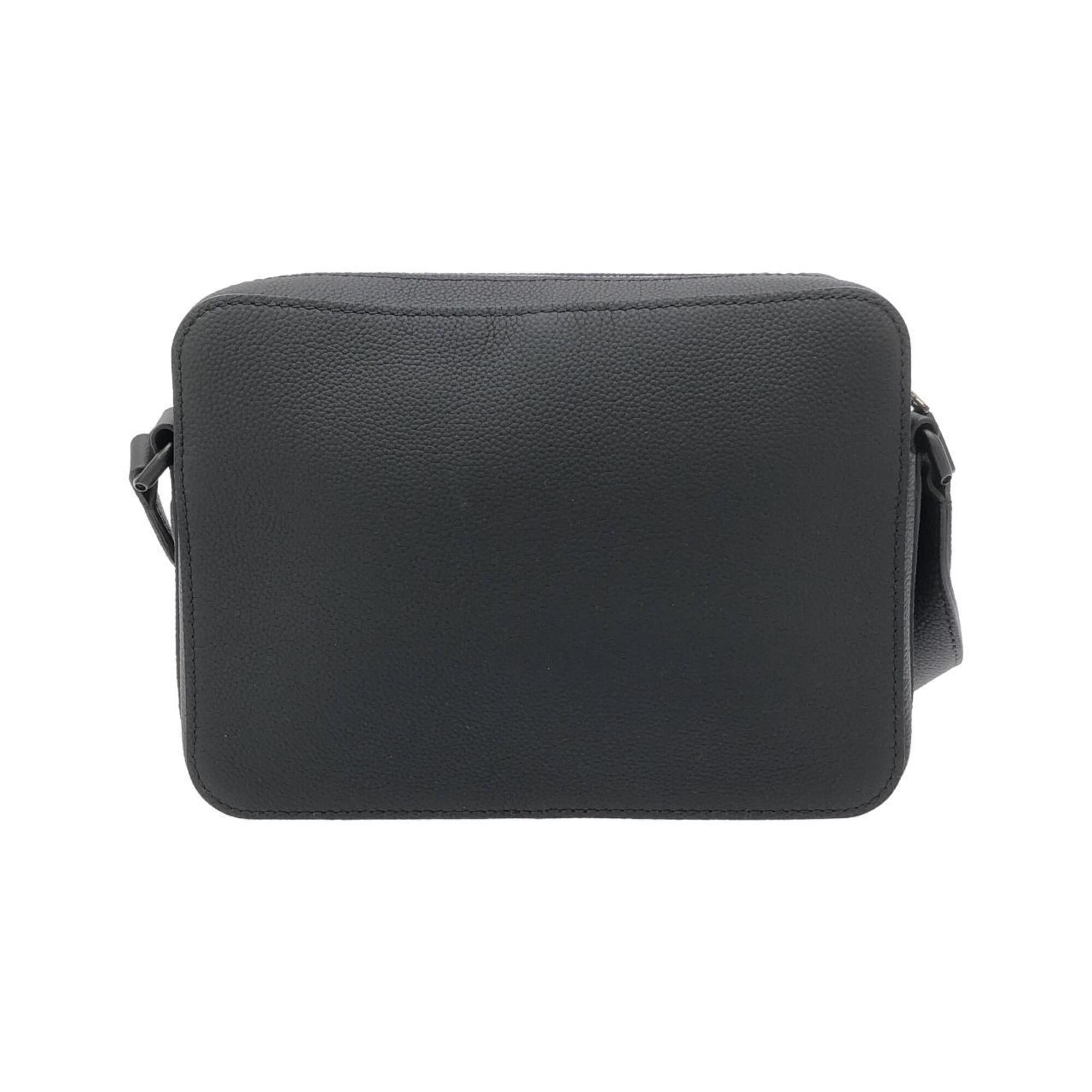 Louis Vuitton Black Shoulder Bag (Pre-Owned)
