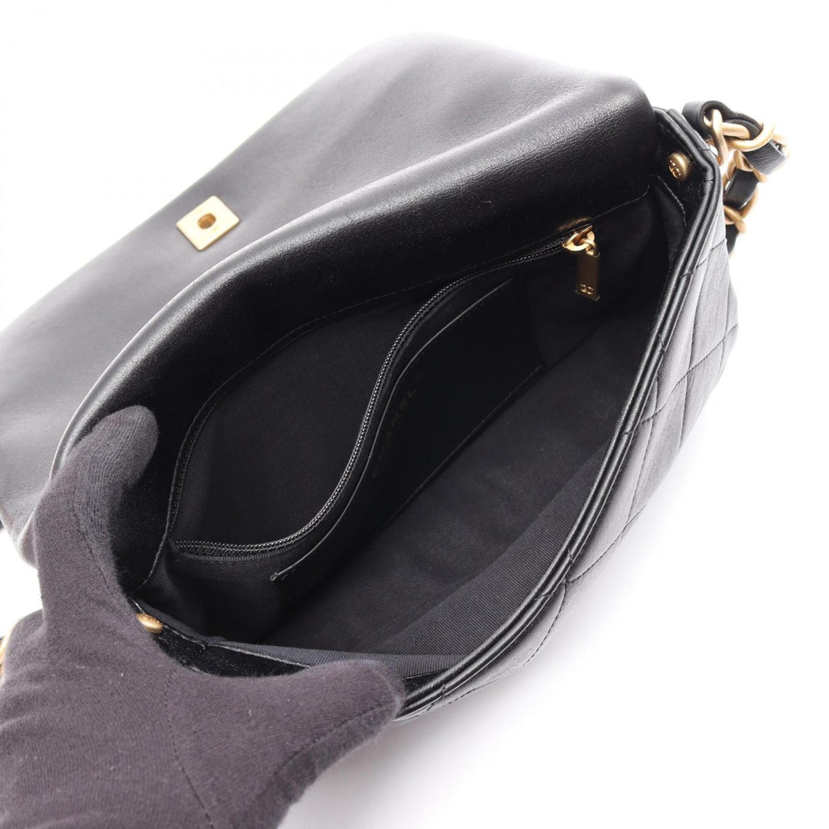 Chanel Black Leather Handbag Shoulder Bag (Pre-Owned)