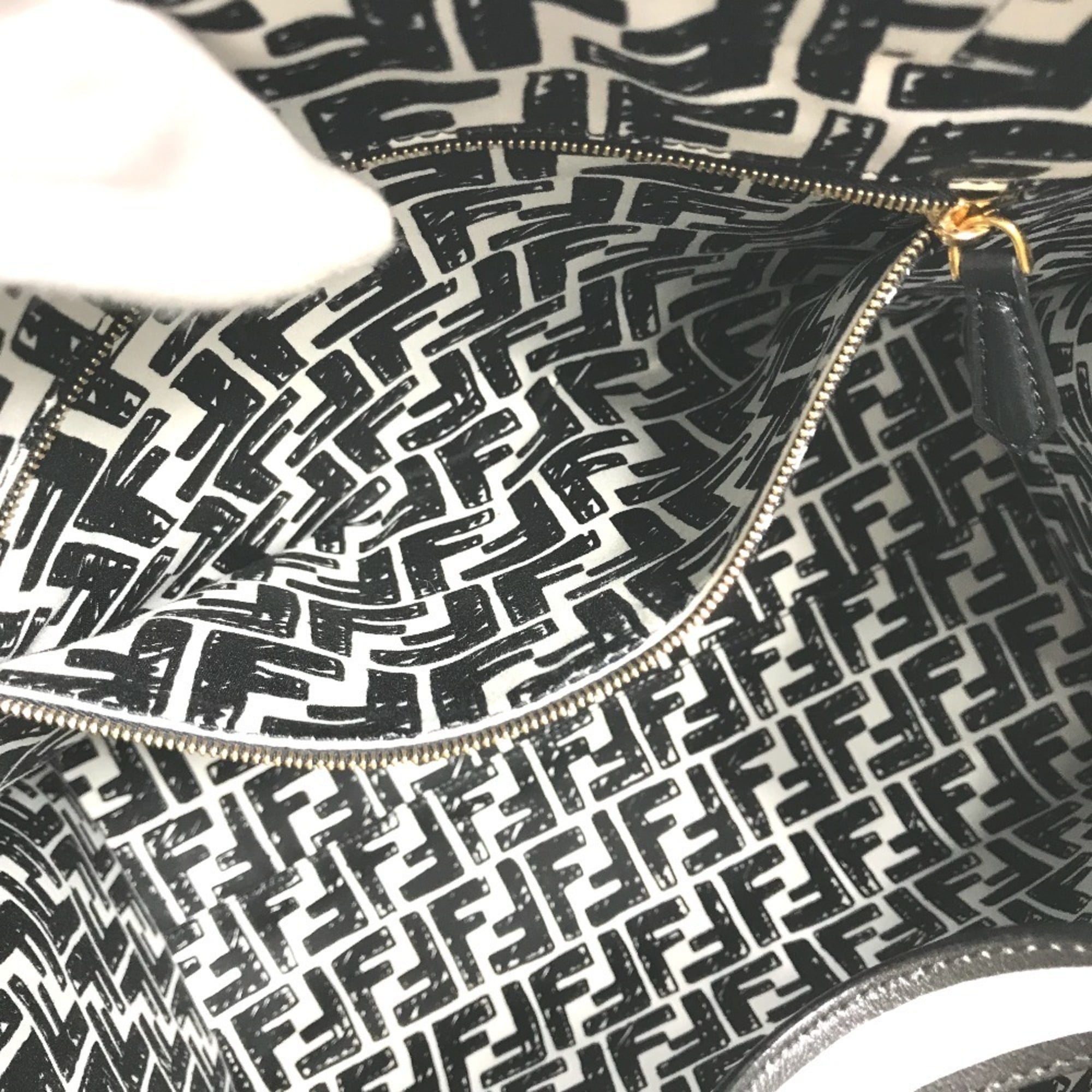 Fendi Black White Coated Canvas Handbag Tote Bag (Pre-Owned)