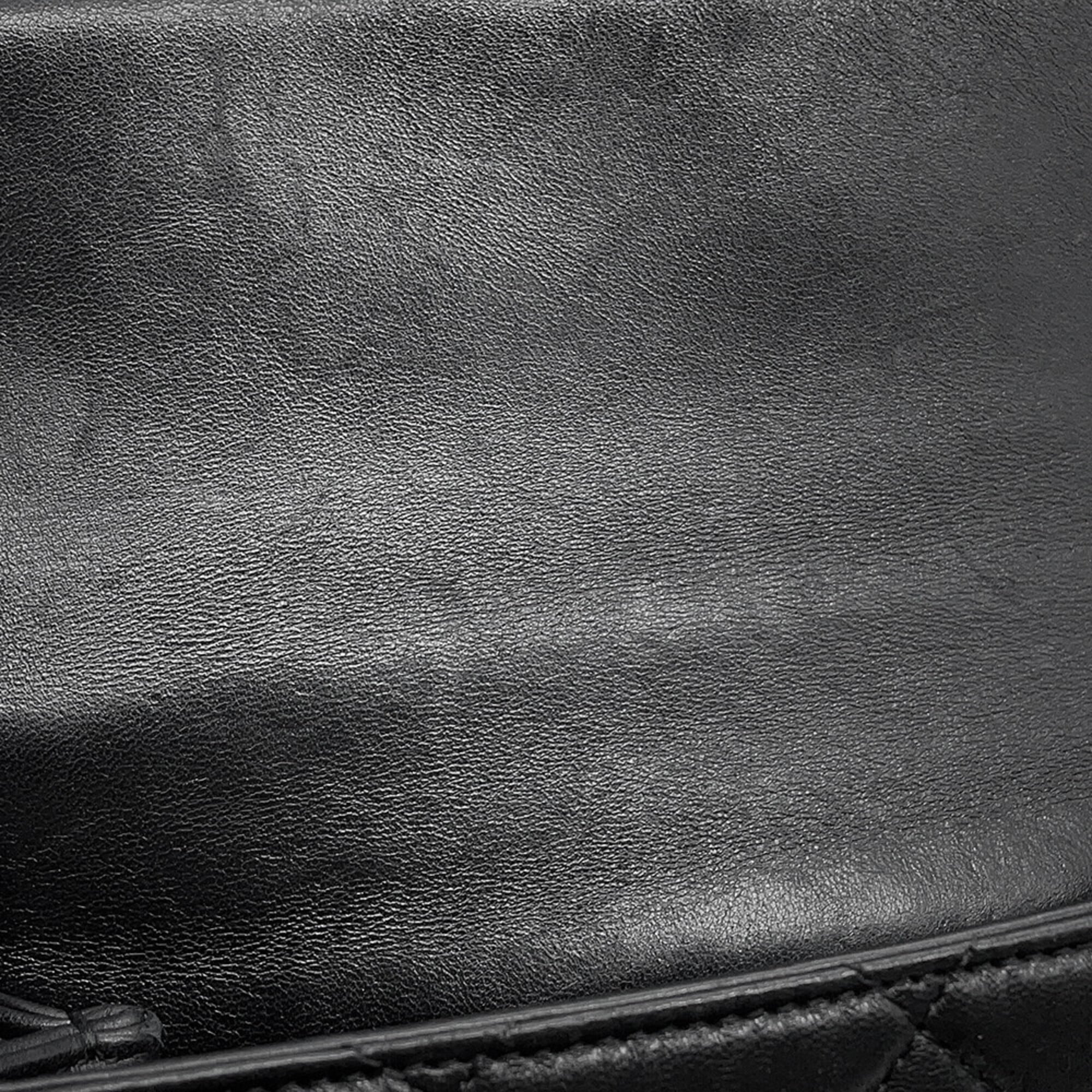 Chanel Black Leather Handbag Shoulder Bag (Pre-Owned)
