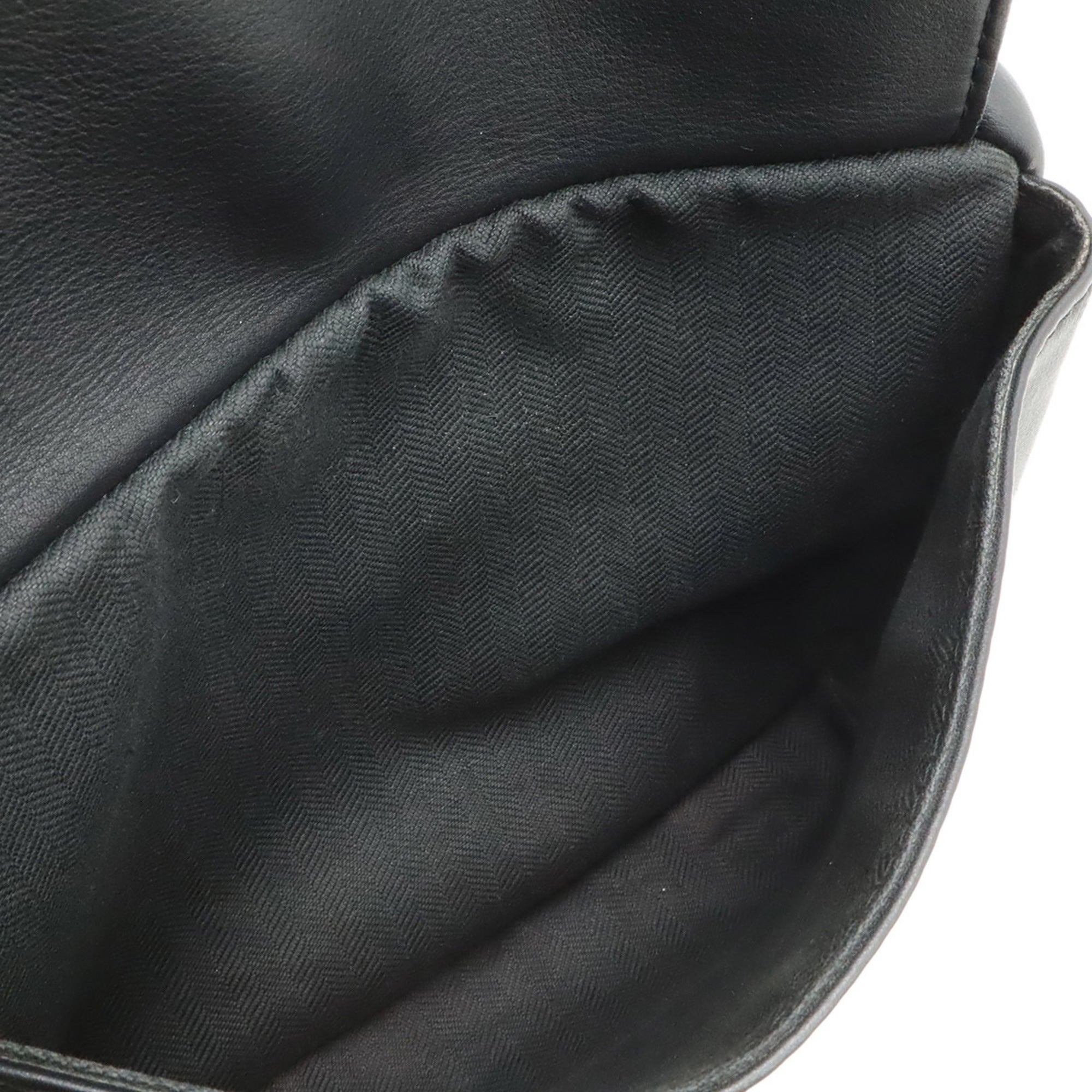 Loewe Black Leather Messenger Bag Shoulder Bag (Pre-Owned)