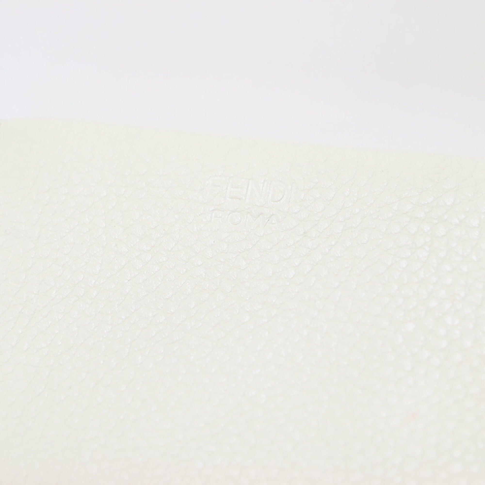 Fendi White Leather Wallet (Tri-Fold) (Pre-Owned)