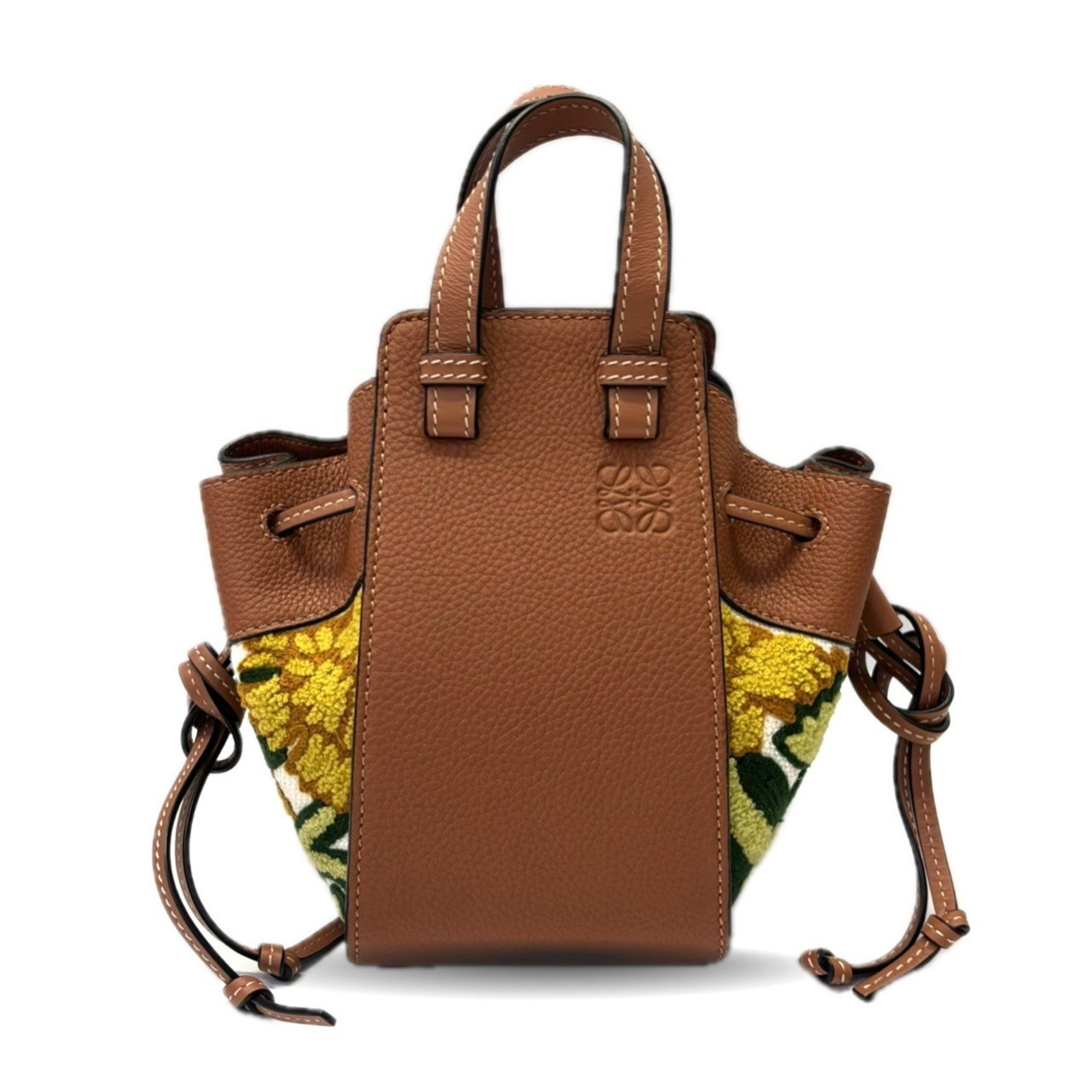 Loewe Hammock Leather Handbag (Pre-Owned)