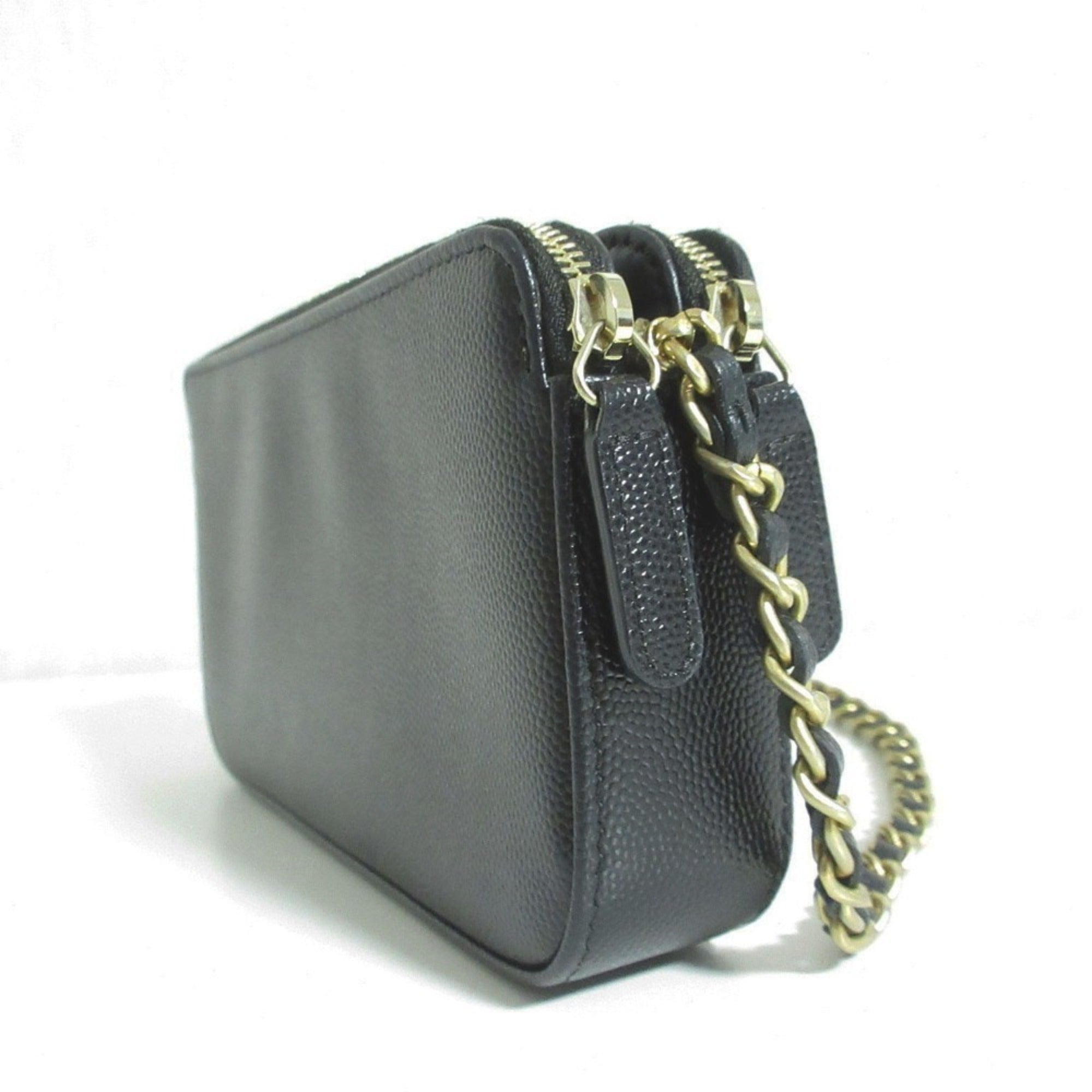 Chanel Black Grained Calfskin Shoulder Bag (Pre-Owned)