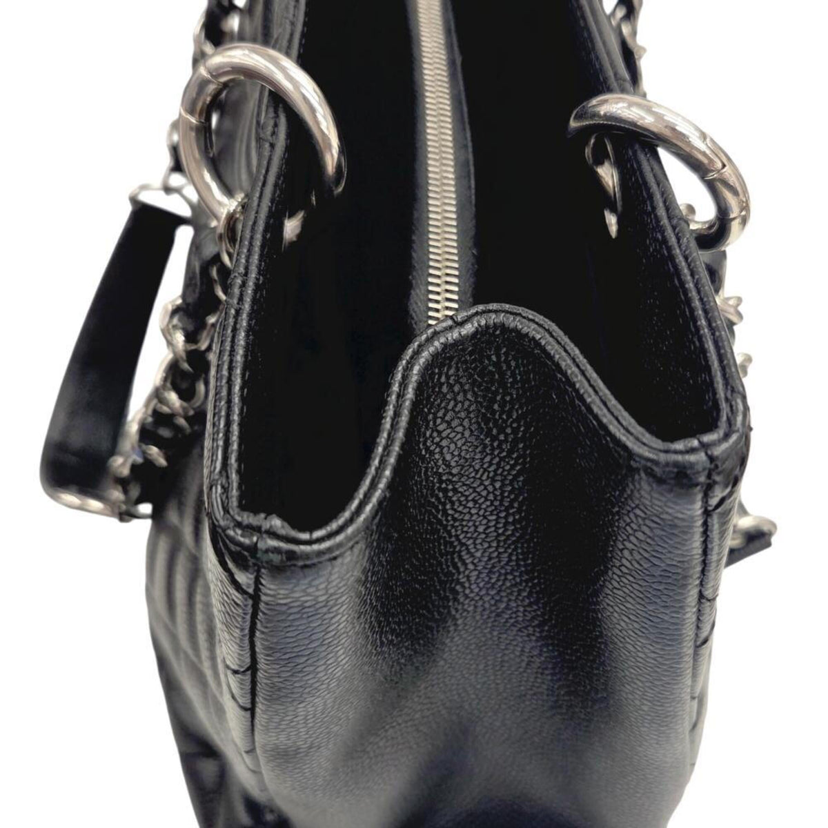 Chanel Black Grained Calfskin Tote Bag (Pre-Owned)