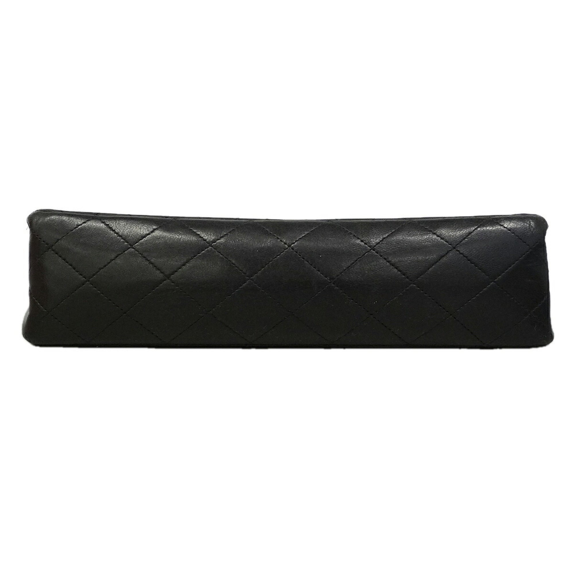 Chanel Black Leather Shoulder Bag (Pre-Owned)