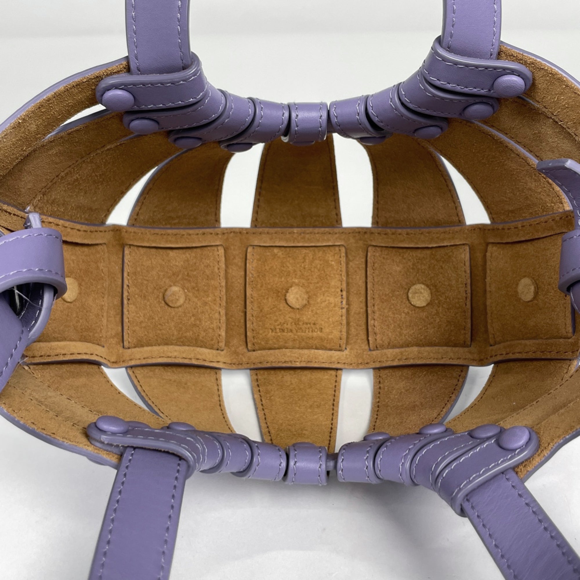 Bottega Veneta Purple Leather Handbag (Pre-Owned)