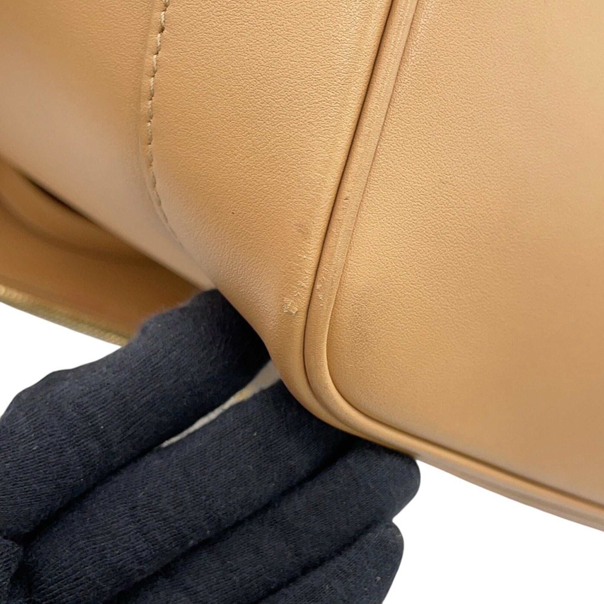 Salvatore Ferragamo Light Camel Leather Tote Bag (Pre-Owned)