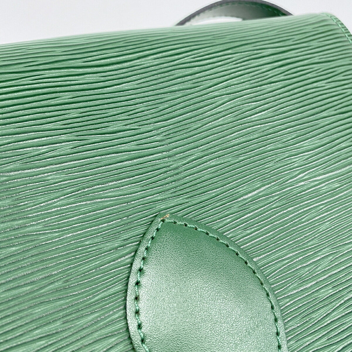 Louis Vuitton Borneo Green Shoulder Bag (Pre-Owned)