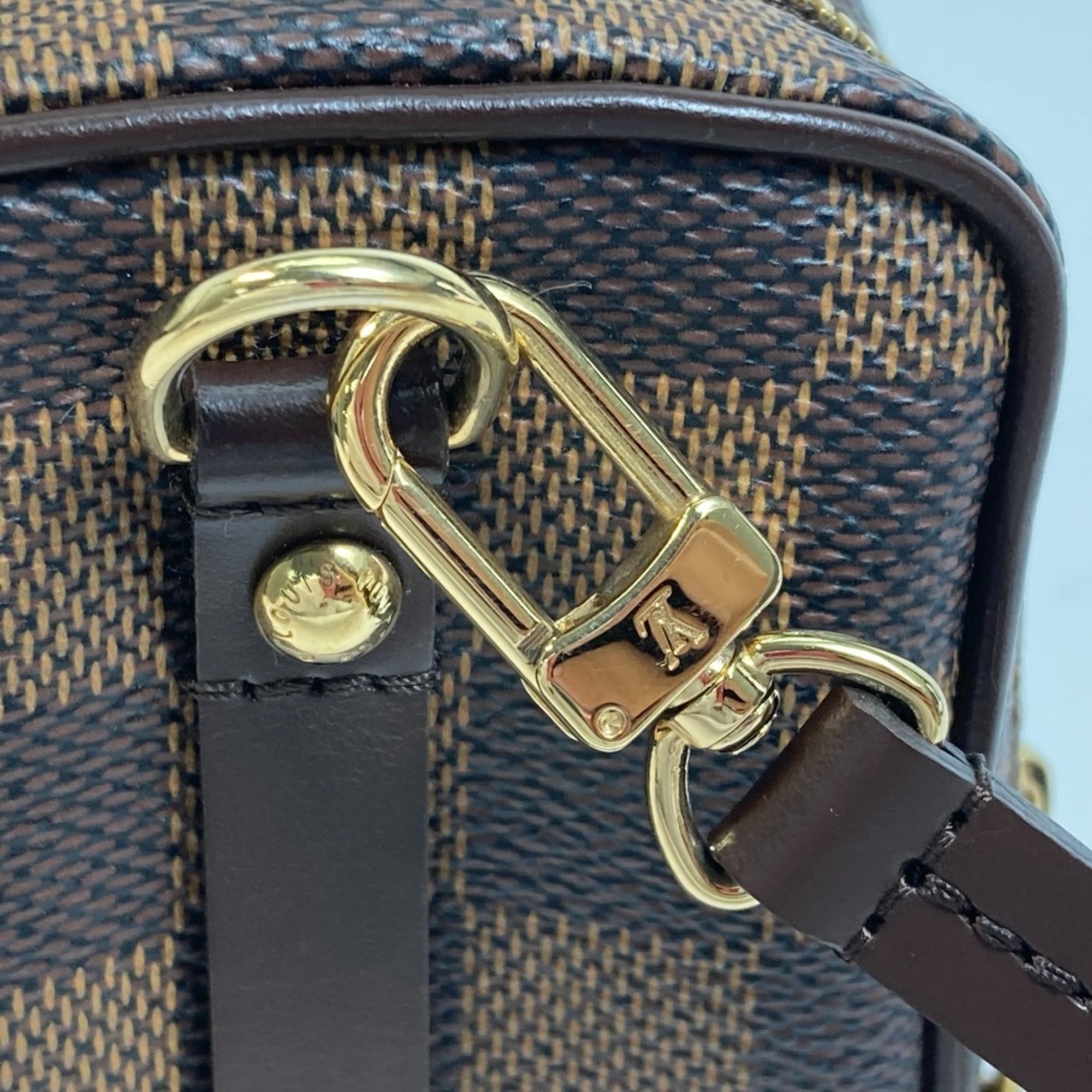 Louis Vuitton Damier Brown Ebene Damier Canvas Shoulder Bag (Pre-Owned)