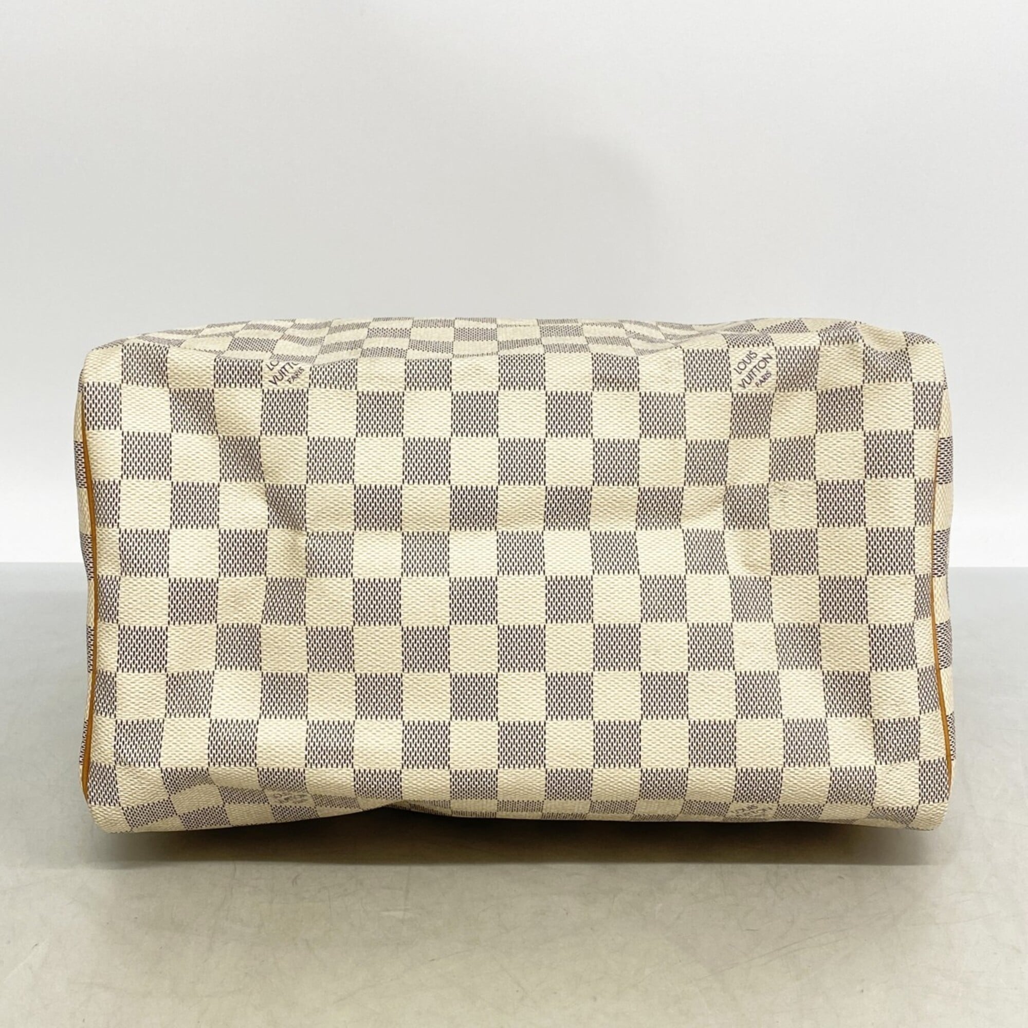 Louis Vuitton White Handbag (Pre-Owned)