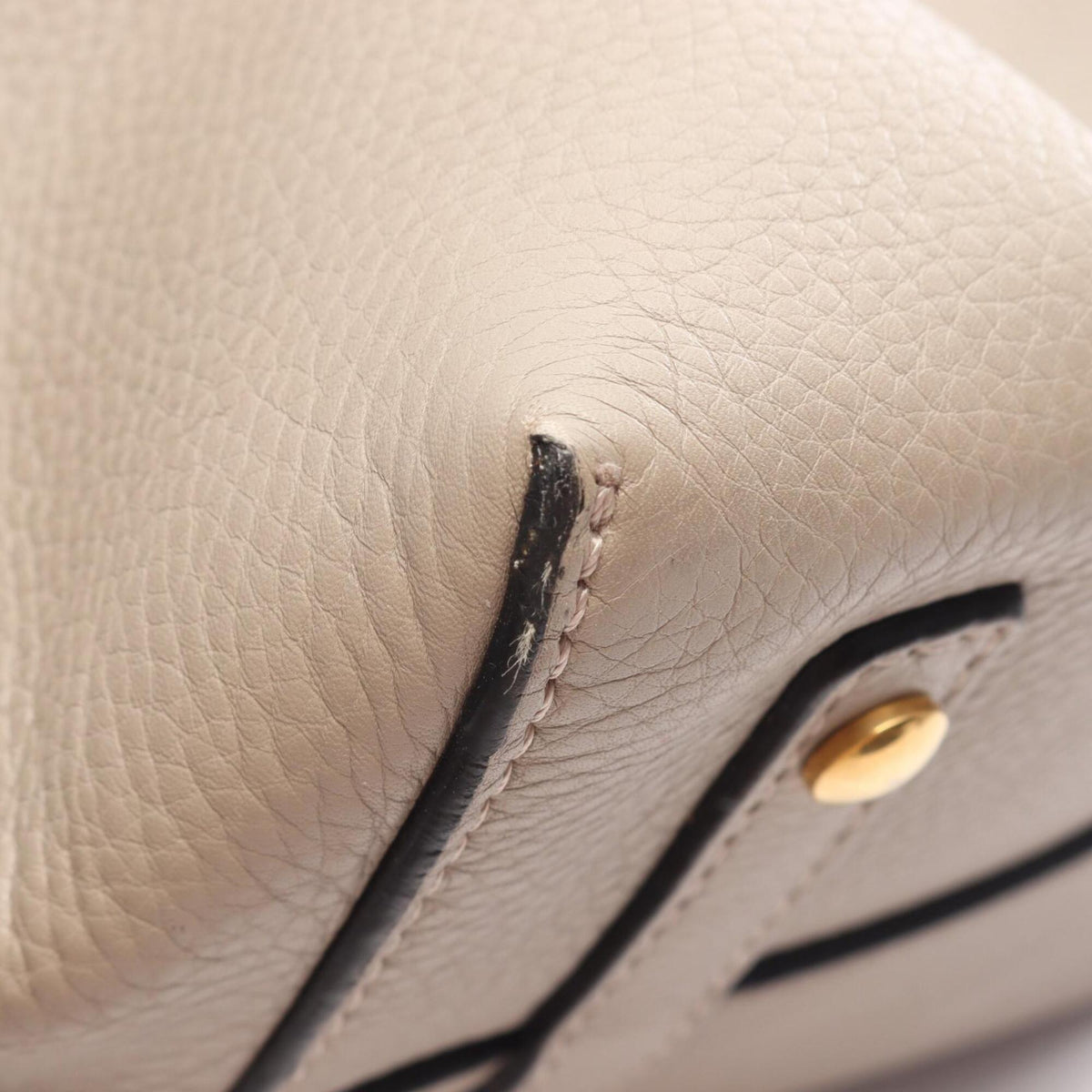 Burberry Beige White Leather Handbag (Pre-Owned)