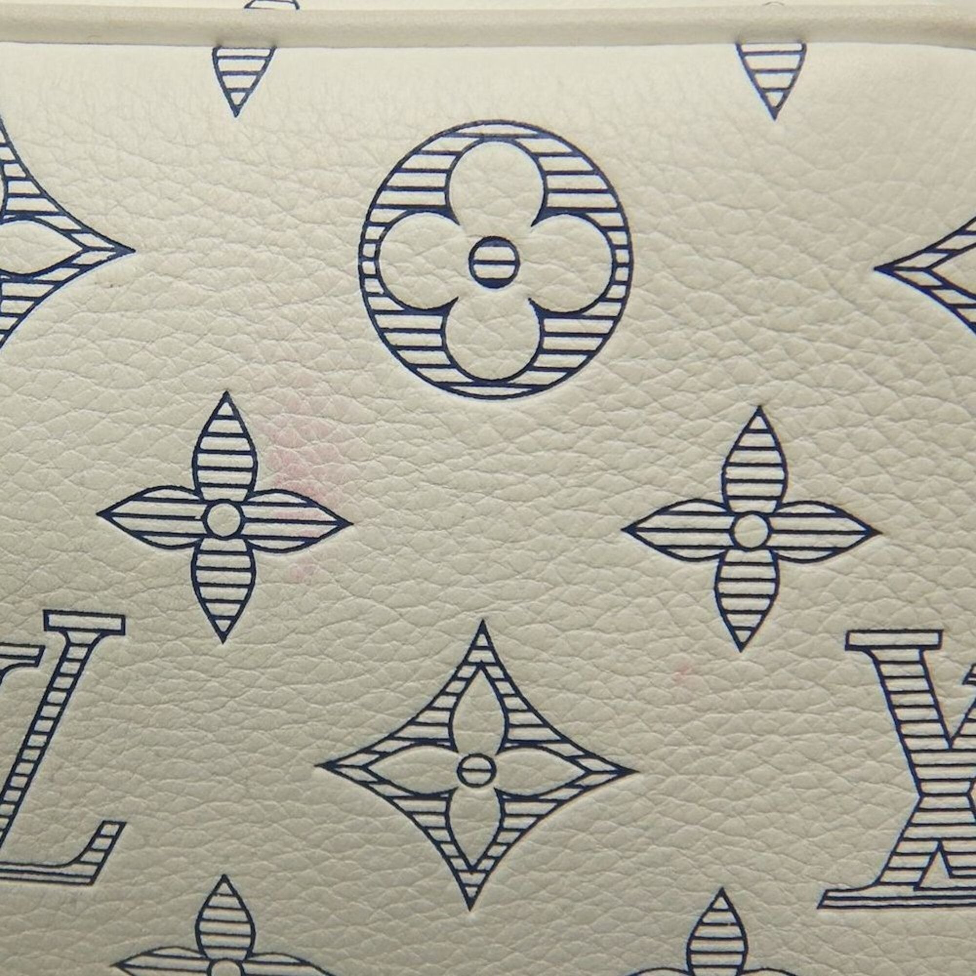 Louis Vuitton Monogram Shadow Blanc Leather Shoulder Bag (Pre-Owned)