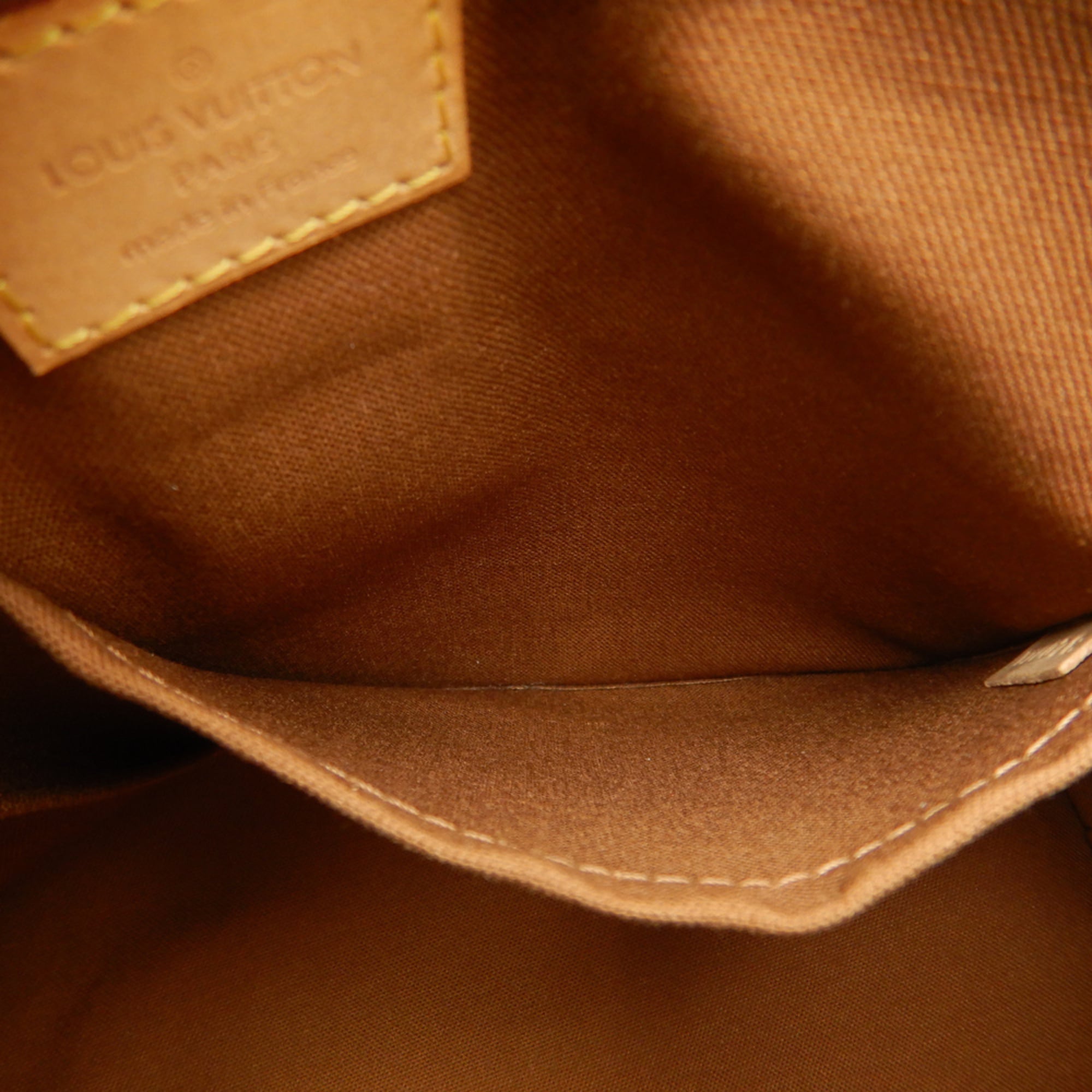 Louis Vuitton Brown Monogram Canvas Handbag (Pre-Owned)