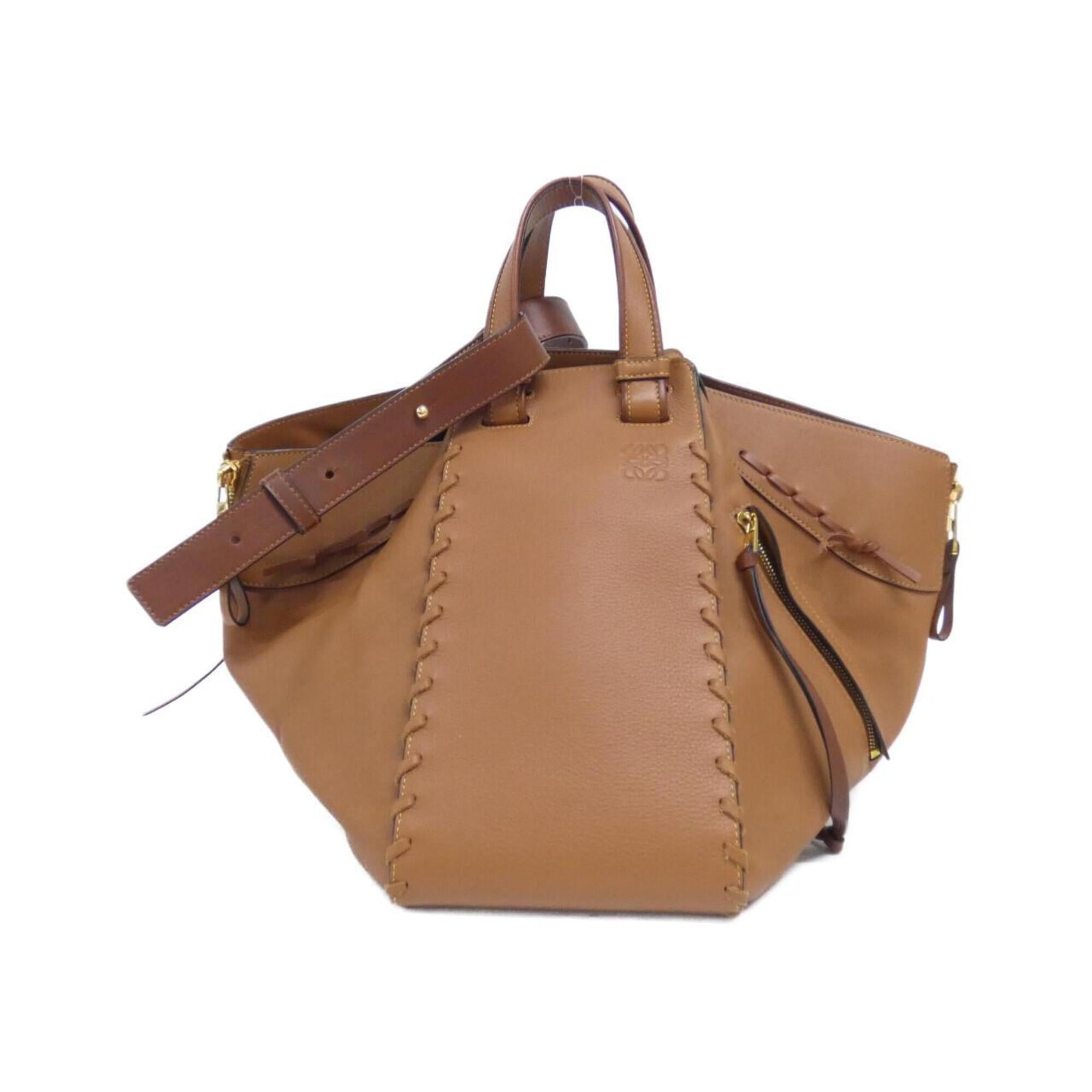 Loewe Brown Shoulder Bag (Pre-Owned)