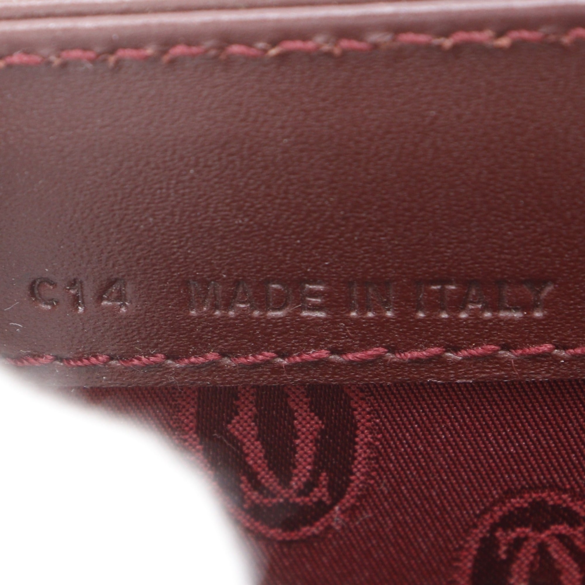 Cartier Bordeaux Red Color Wine Red Leather Handbag (Pre-Owned)