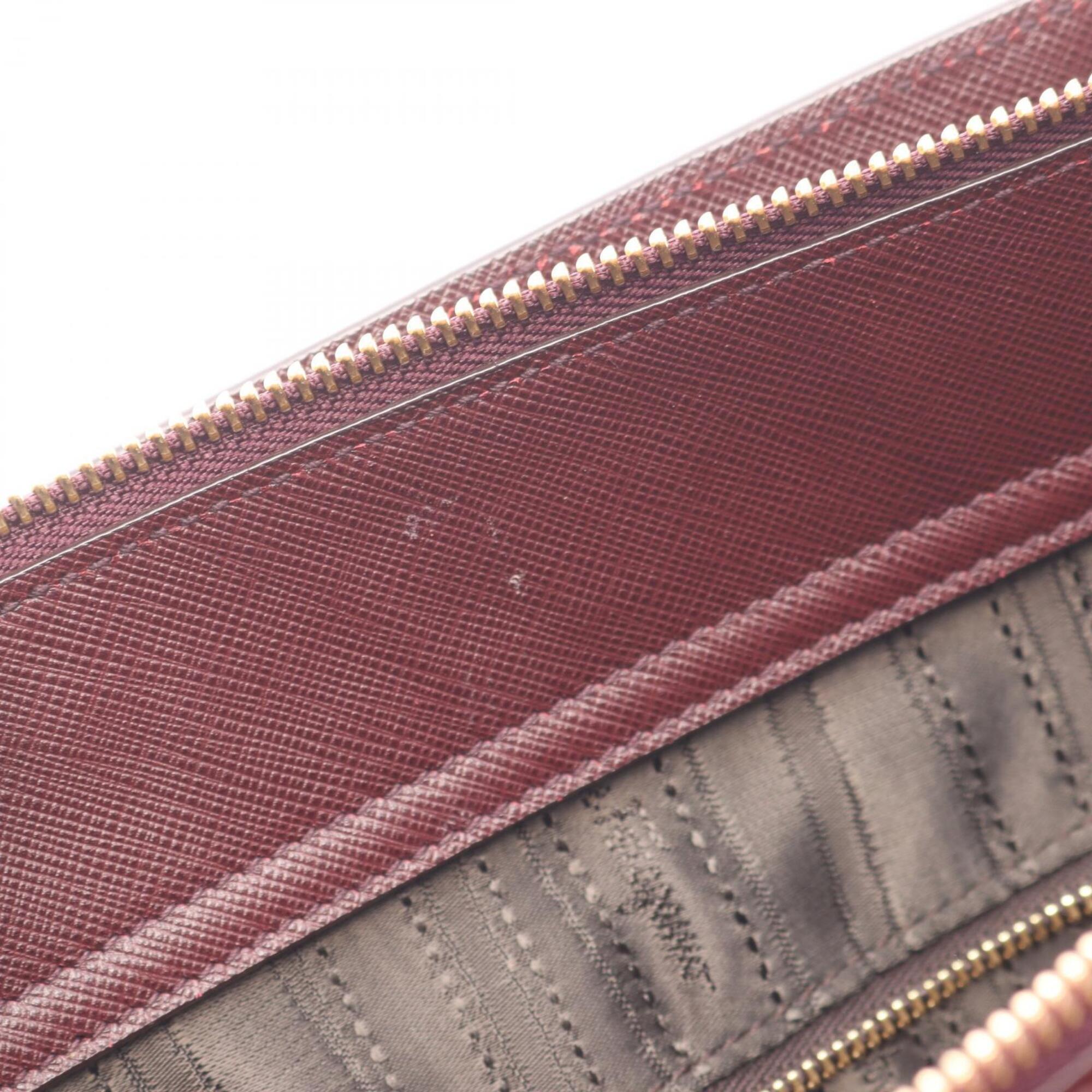 Salvatore Ferragamo Bordeaux Leather Handbag (Pre-Owned)