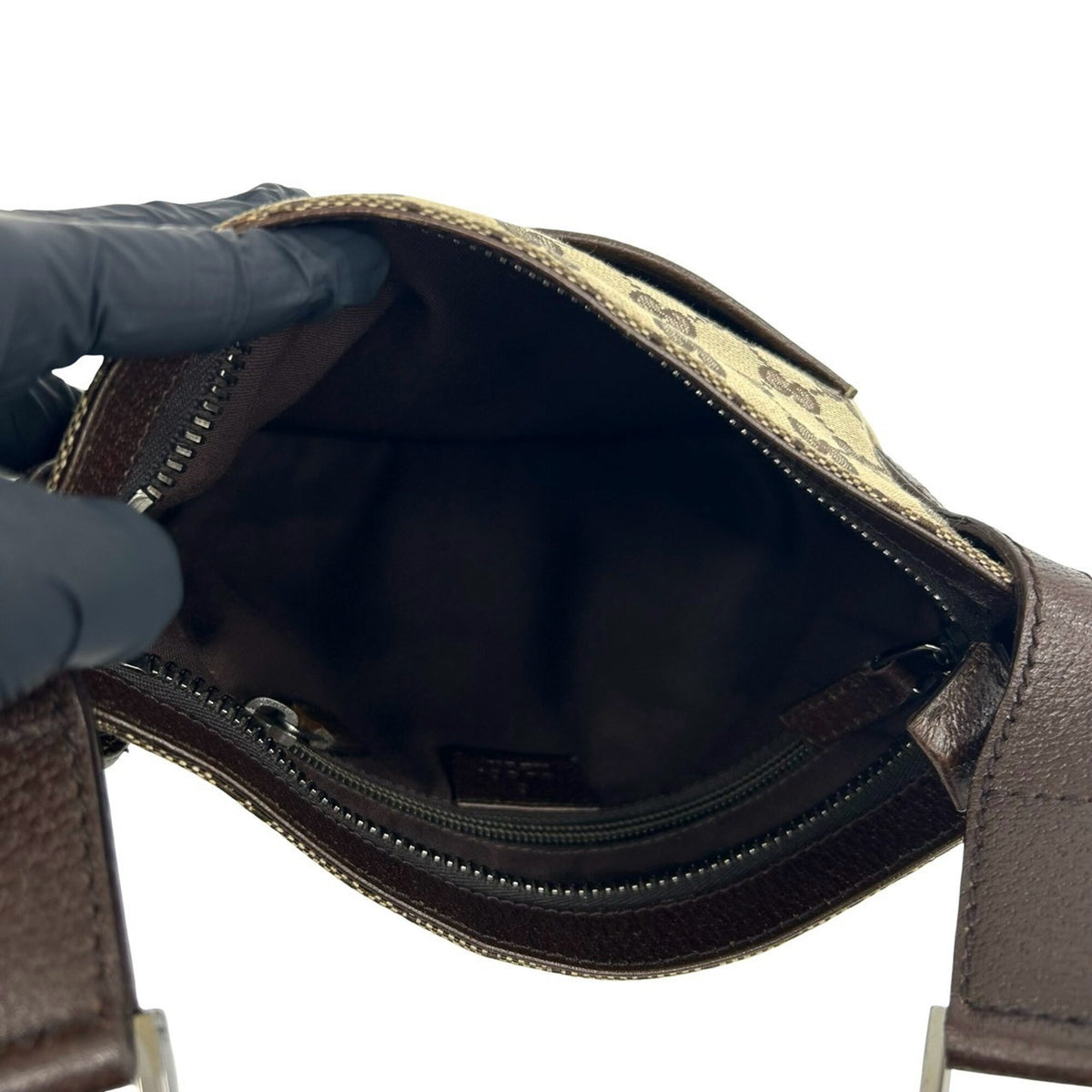 Gucci Brown Canvas Leather Pochette Shoulder Bag (Pre-Owned)