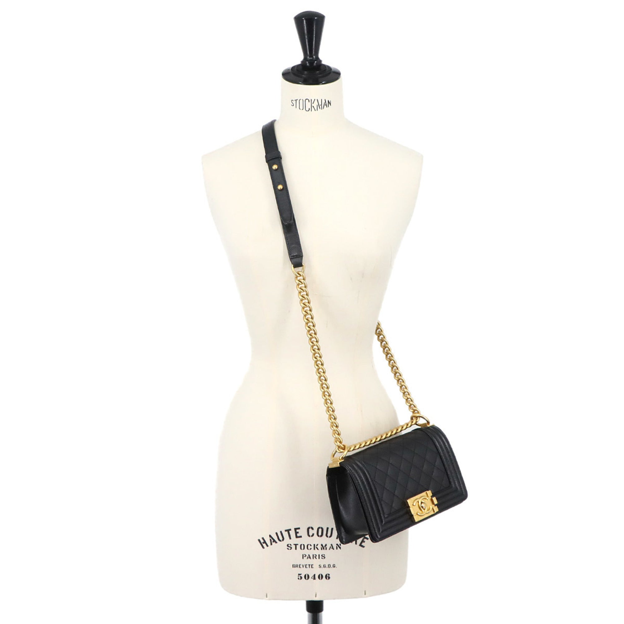 Chanel Boy Chanel Black Grained Calfskin Handbag Shoulder Bag (Pre-Owned)