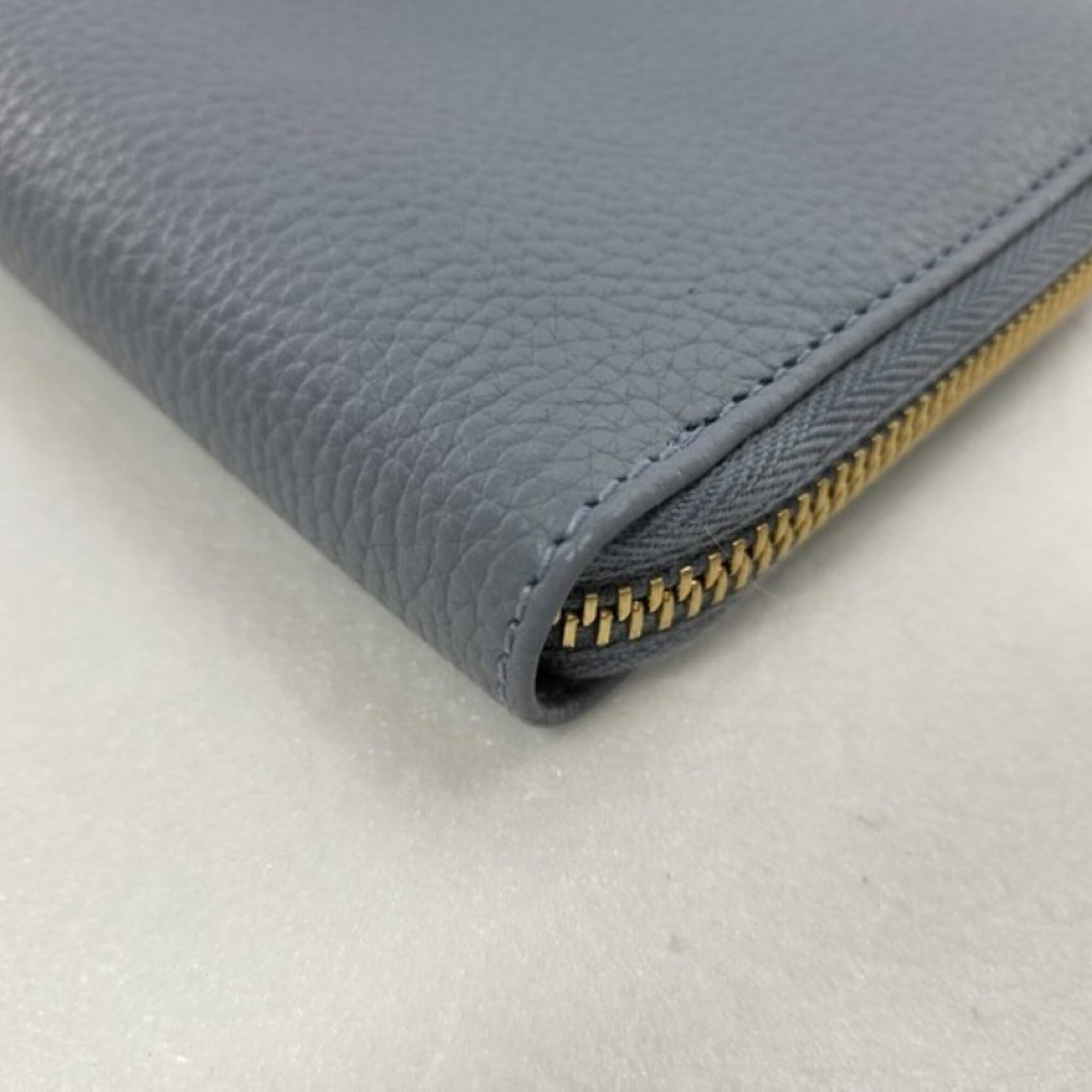 Salvatore Ferragamo Blue Leather Coin Purse/Coin Case (Pre-Owned)