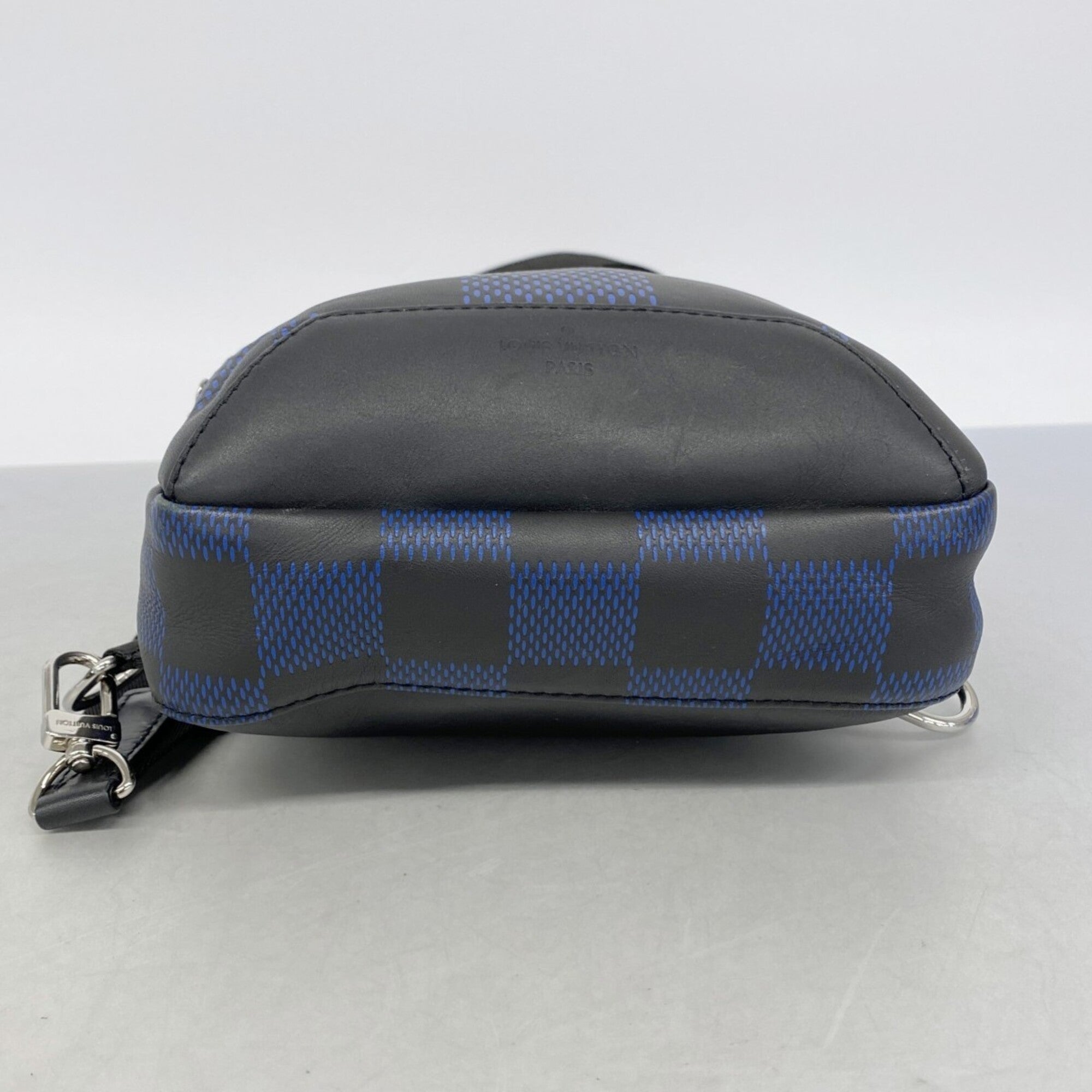 Louis Vuitton Blue Sling Bag (Pre-Owned)