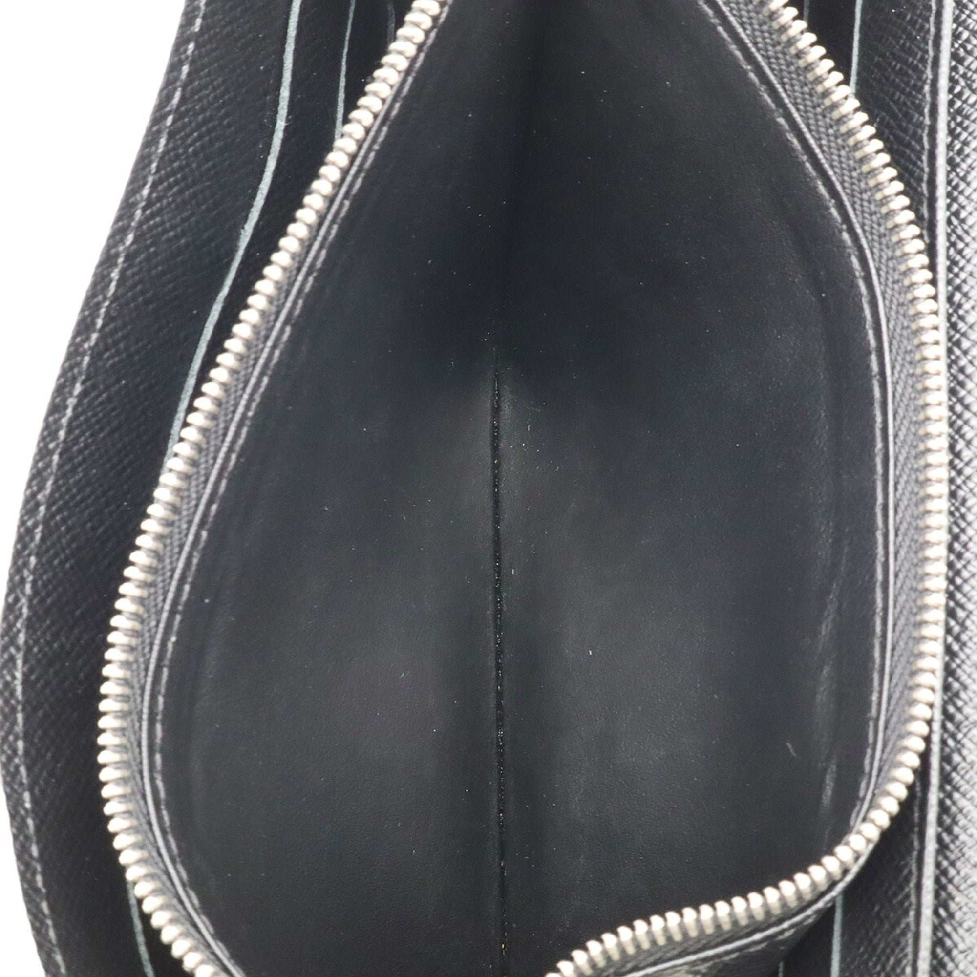 Louis Vuitton Black Noir Epi Leather Long Wallet (Bi-Fold) (Pre-Owned)