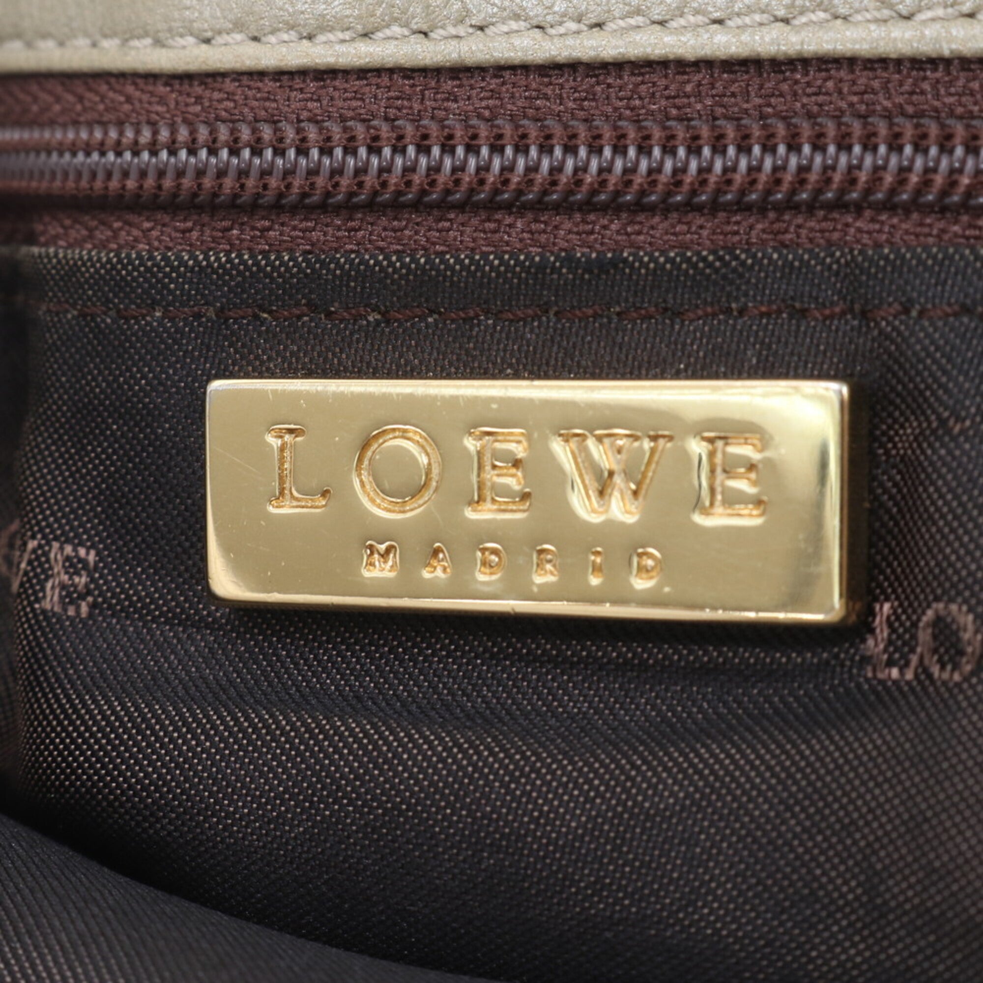 Loewe Gray Leather Handbag Shoulder Bag Tote Bag (Pre-Owned)