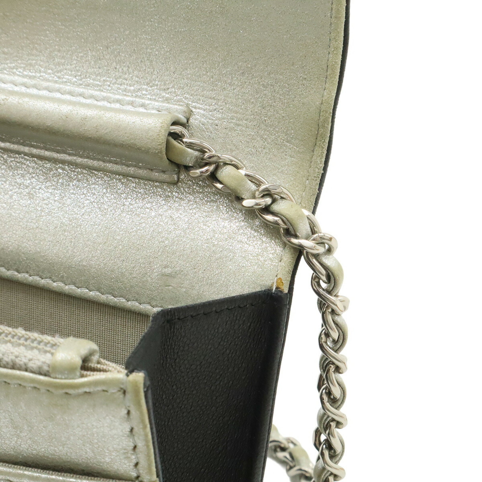 Chanel Black Metallic Silver Leather Chain/Shoulder Wallet (Pre-Owned)