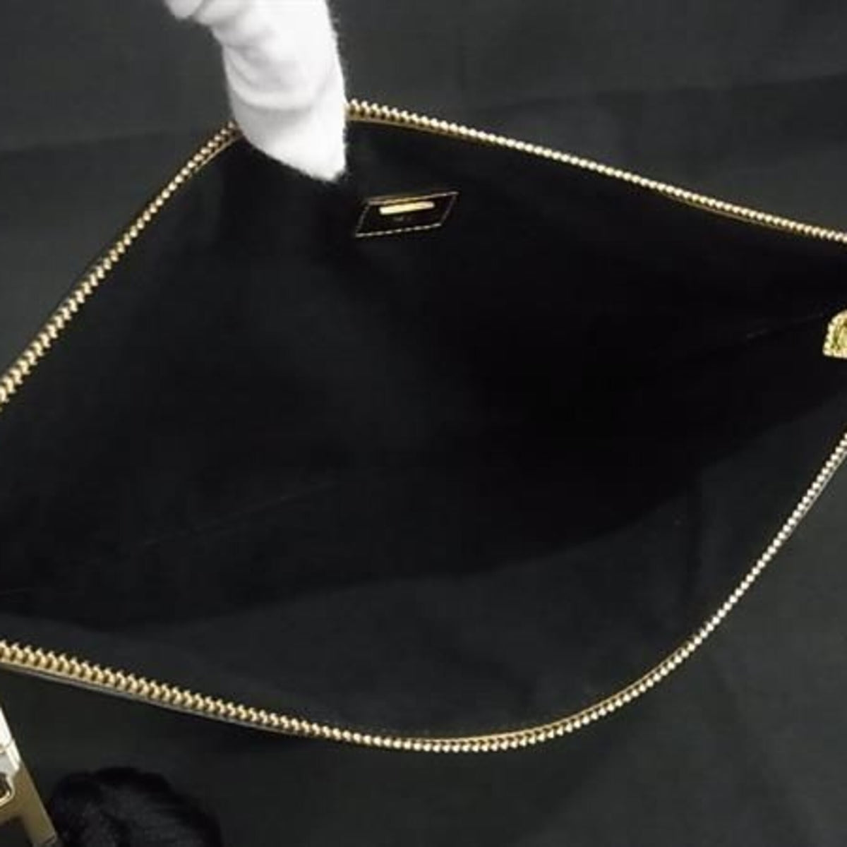 Fendi Gold Leather Clutch Bag (Pre-Owned)