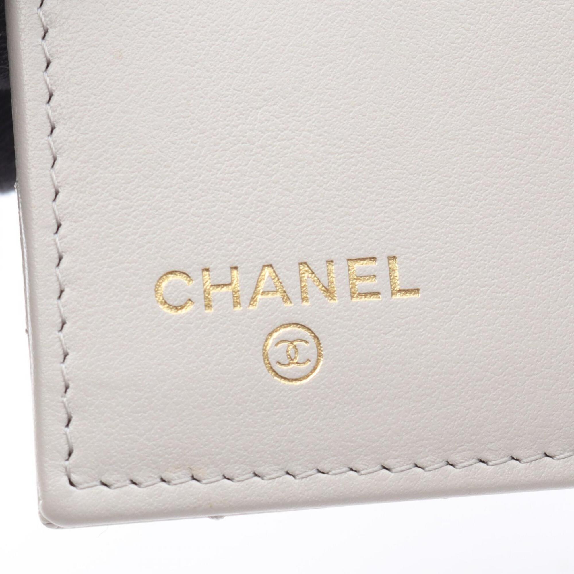 Chanel Gray Grained Calfskin Wallet (Tri-Fold) (Pre-Owned)